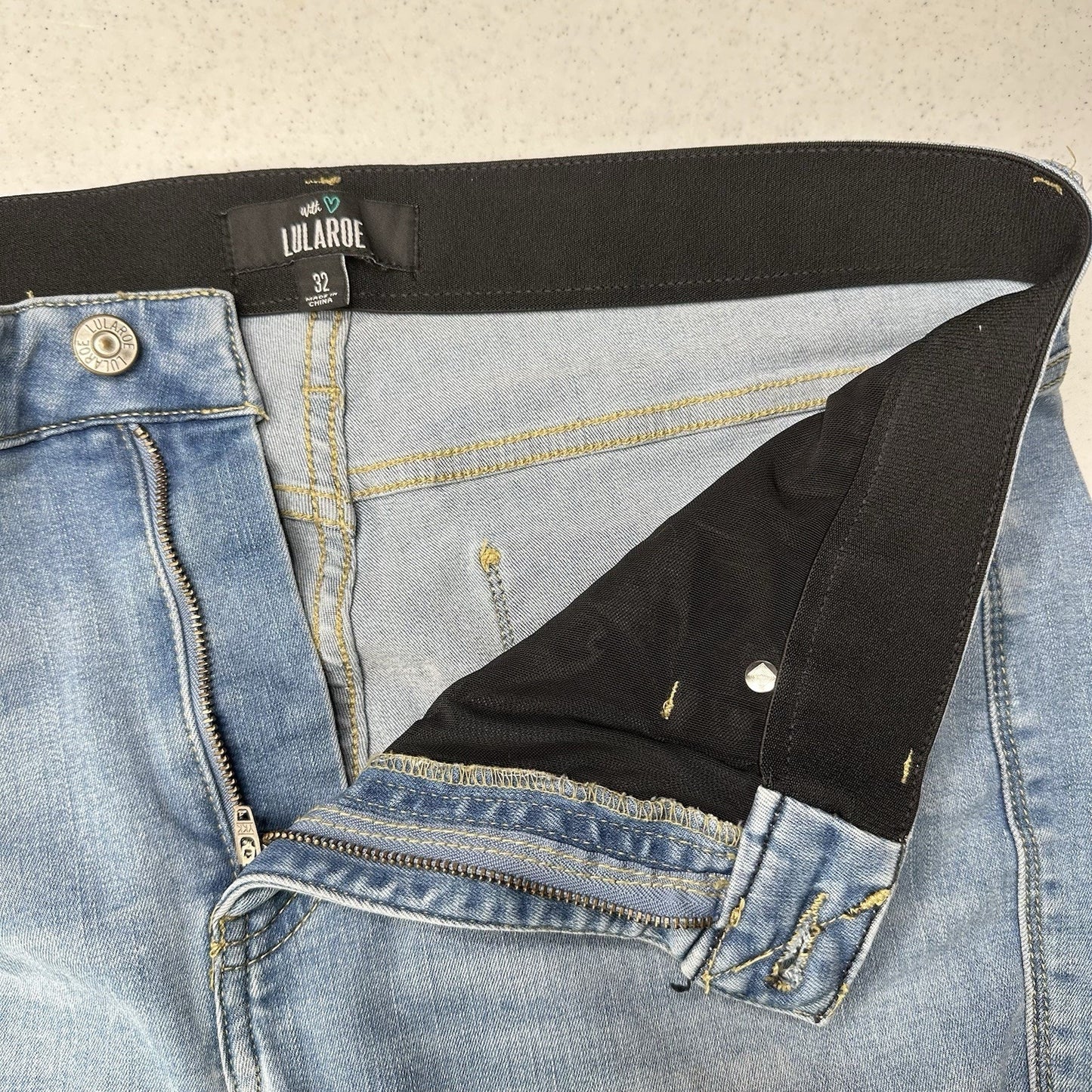 Lularoe Shorts 32 US 14 Skinny Bermuda Cuffed Blue Denim Tummy Panel *Spot