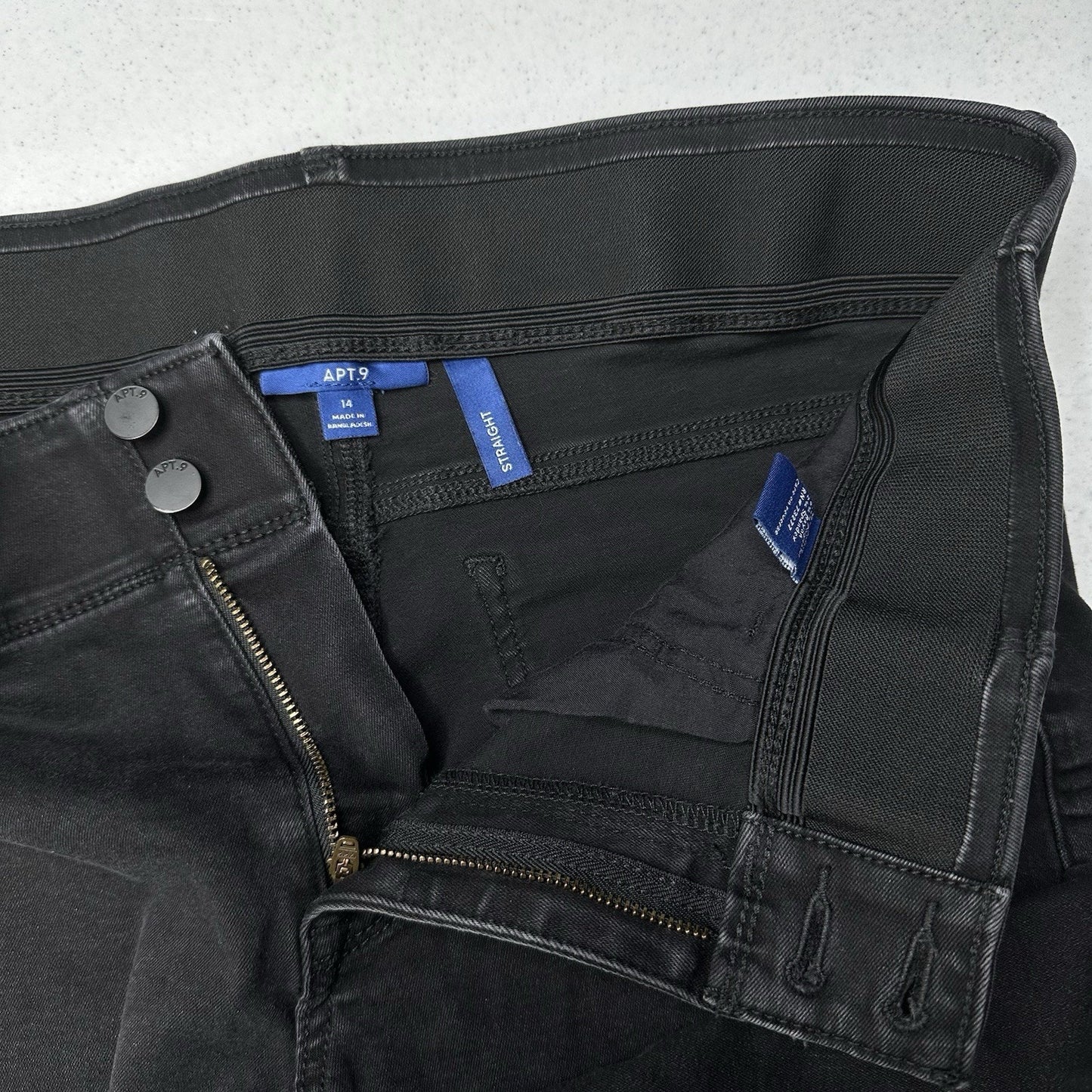 Apt 9 Jeans Womens 14 Straight Tummy Control Stretch Black Denim Comfort