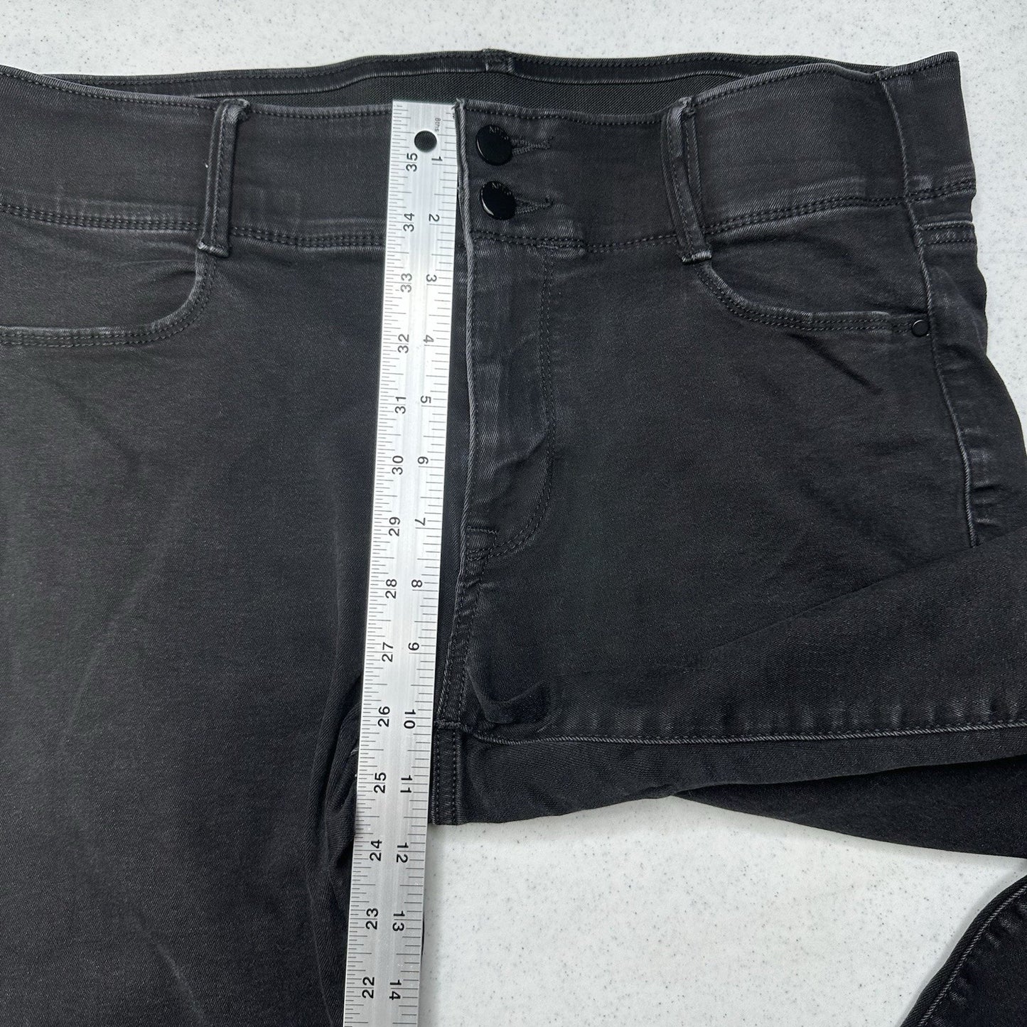 Apt 9 Jeans Womens 14 Straight Tummy Control Stretch Black Denim Comfort