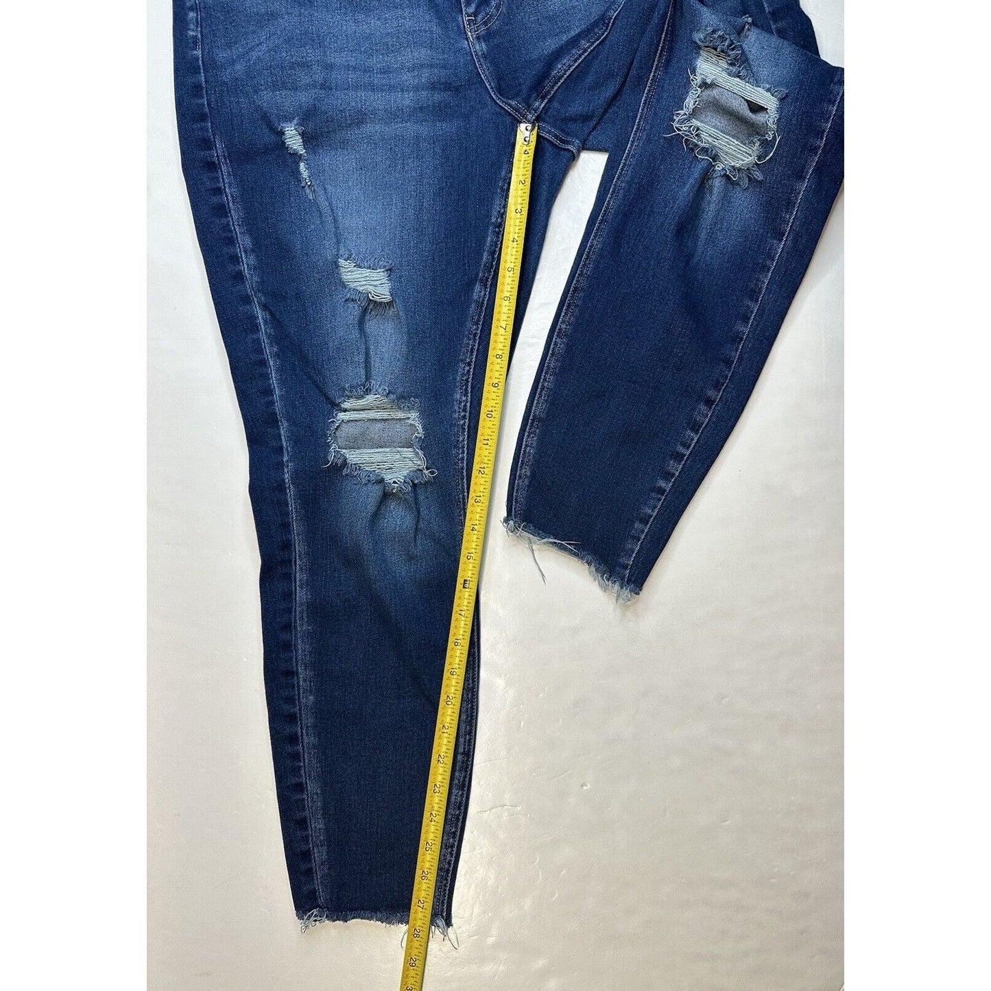 Kancan Jeans 20 Womens Skinny Blue Stretch Denim Distressed Fray Dark Plus Size