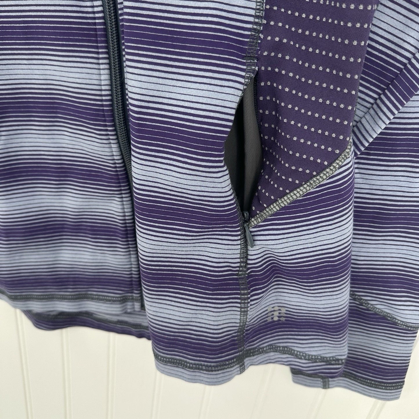 Title Nine Sweater Womens Small Full Zip Top Purple Stripes Jacket Thumbholes
