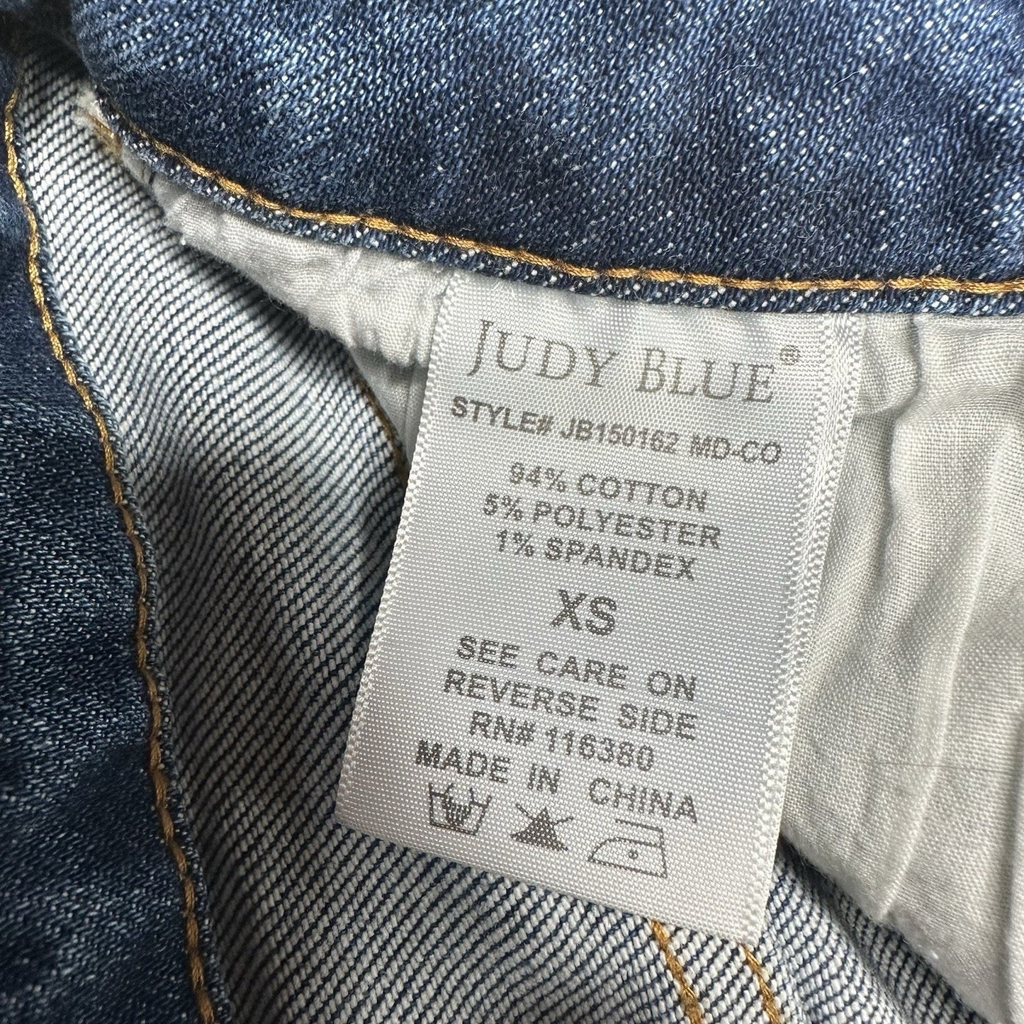 Judy Blue Shorts Womens XS Cuffed Blue Jean Denim Distressed Bandana Print *Flaw