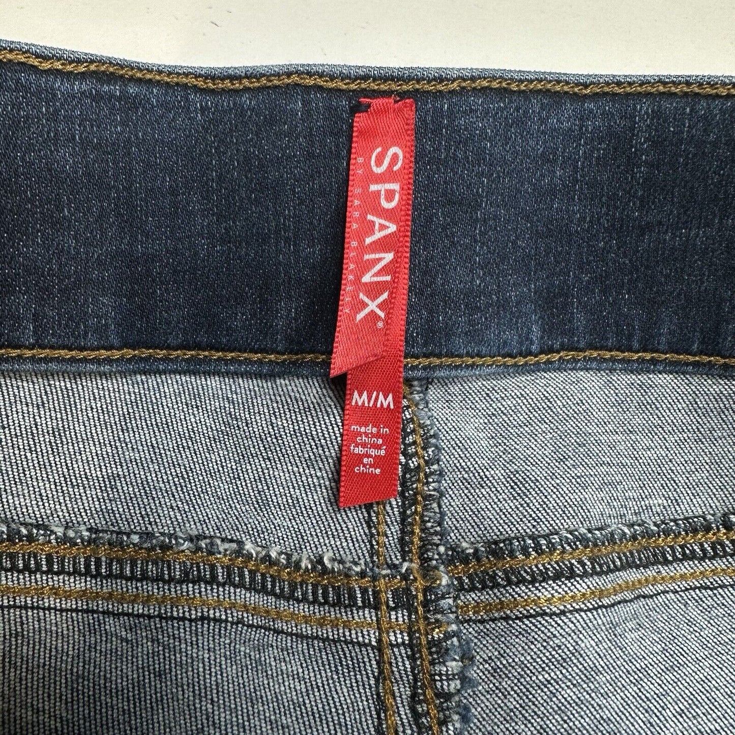 Spanx Jeans Women Medium Ankle Skinny Blue Pull On Stretch Denim Distressed Fray
