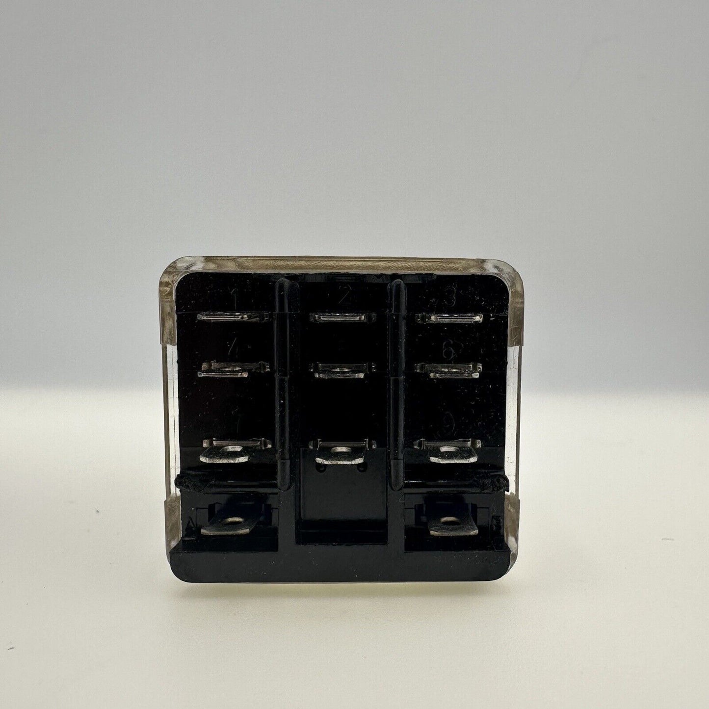 Deltrol Controls Relay 20308-84 166 3PDT 120VAC 10Amp 28VDC 11 Pin Coil