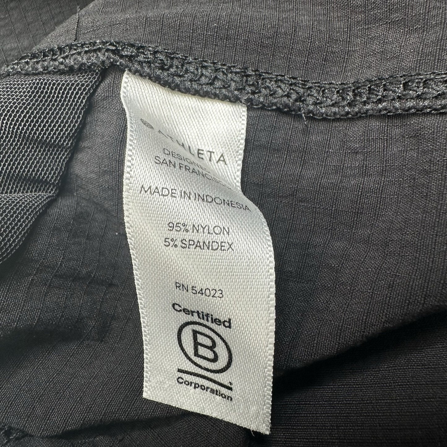 Athleta Shorts Womens 2 Trekkie Short Black Ripstop Trail Hiking Nylon Gorpcore