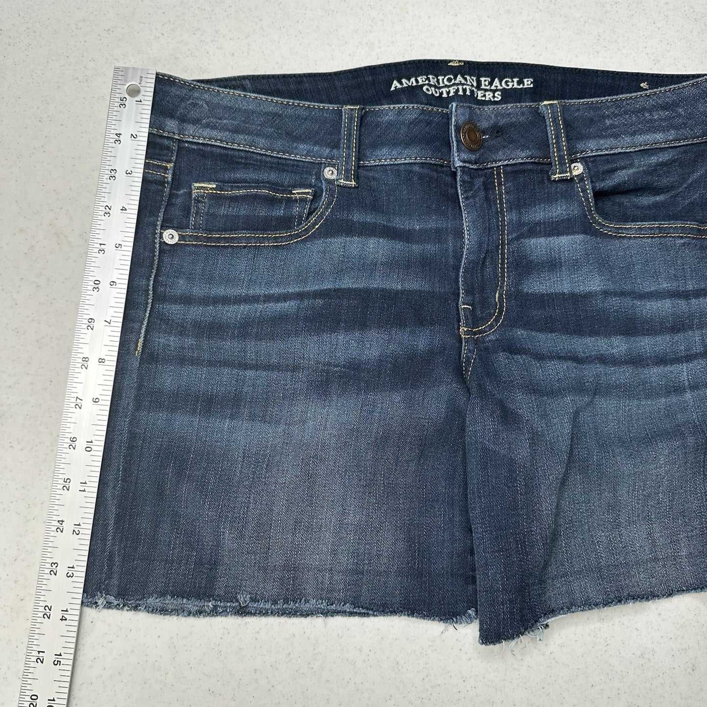 American Eagle Shorts Womens 12 Midi Blue Jean Denim Super Stretch Cut Off Fray
