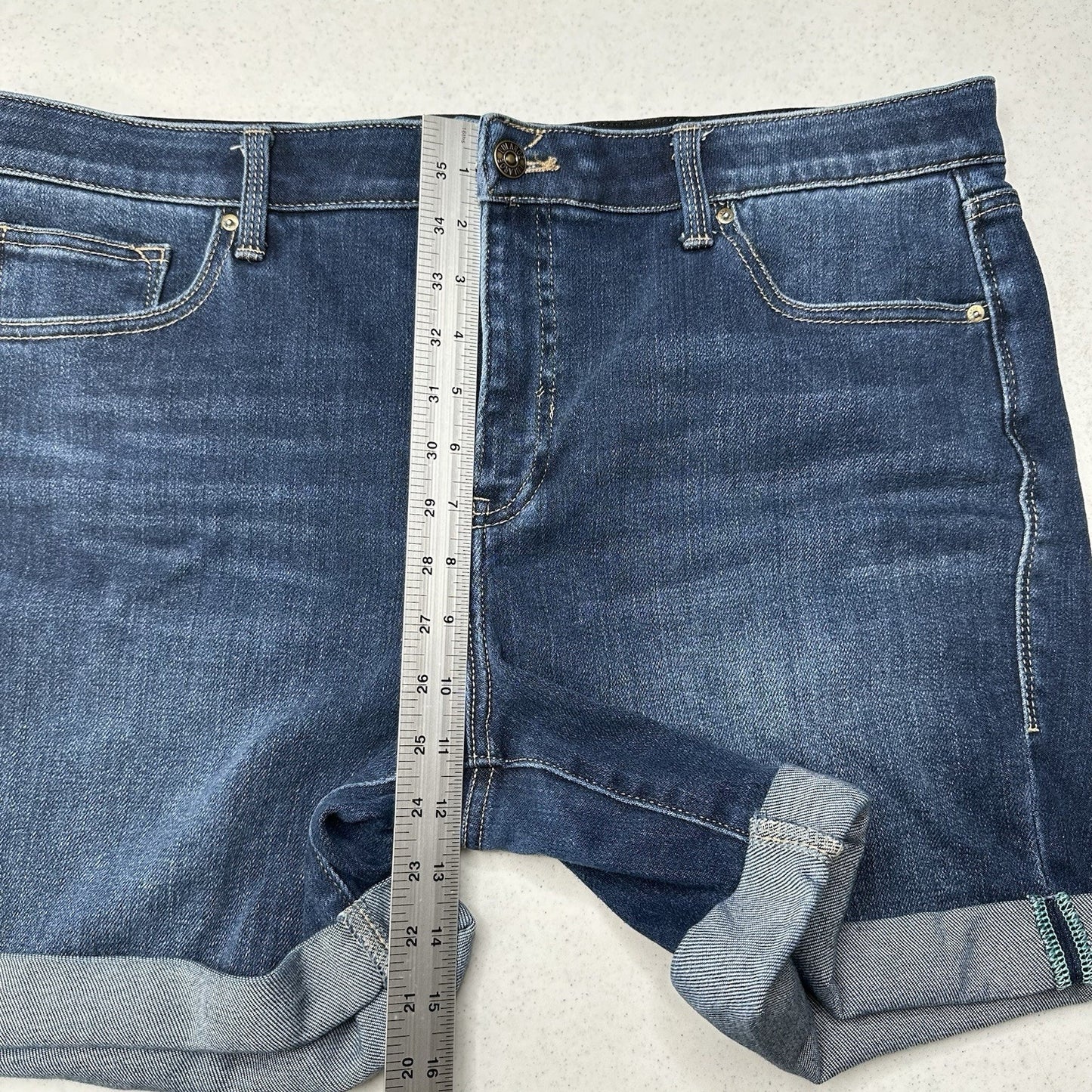 Lularoe Shorts Womens 32 US 14 Boyfriend Blue Relax Cuffed Denim Tummy Panel EUC