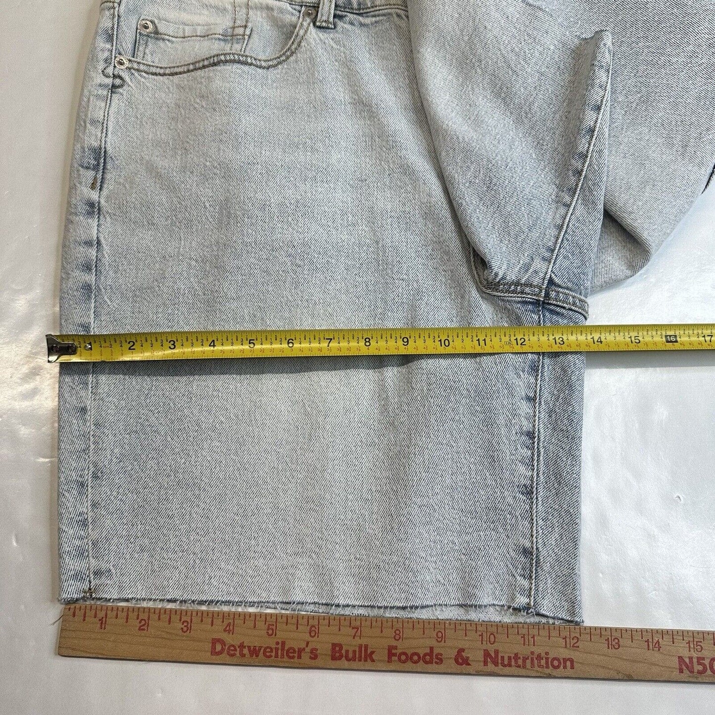 Torrid Shorts 20 Bermuda Relaxed Midrise Wild West Blue Denim Button Fly NEW