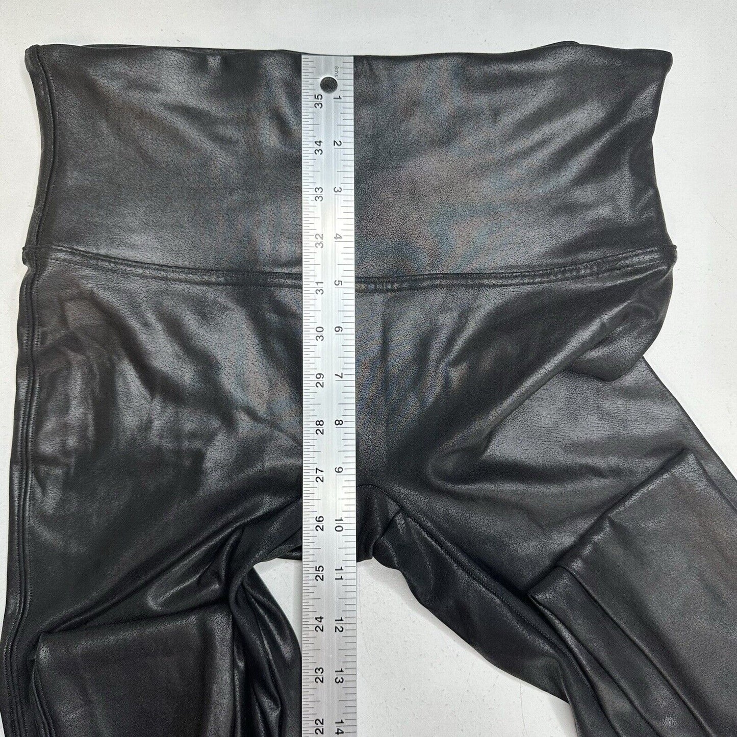 Spanx Leggings Womens Large Petite Faux Leather Black Pull On Pants Slimming EUC