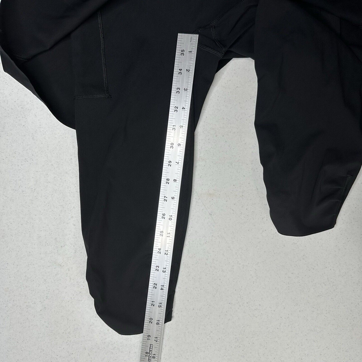 Spanx Leggings Womens Medium Booty Boost Skirted Pants Black Active Pocket EUC