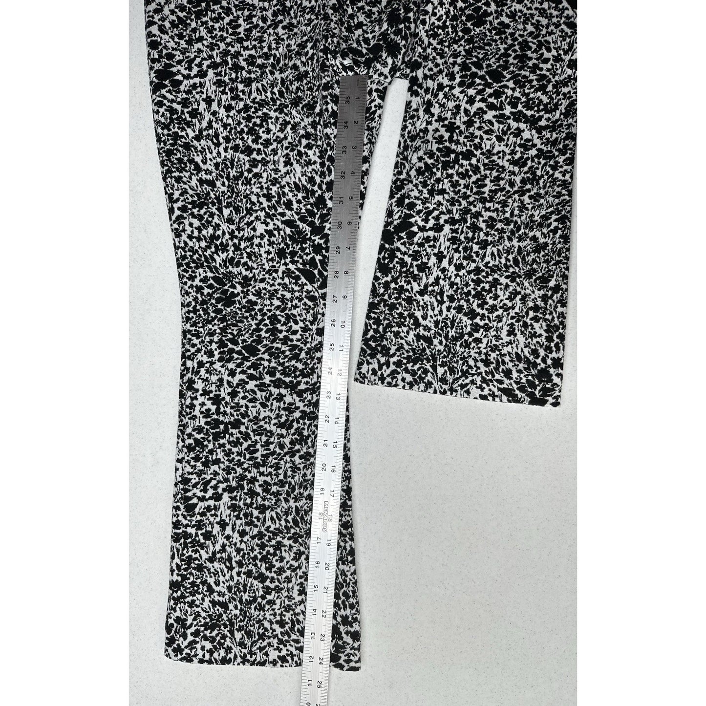 Maeve Pants Womens XSP Margot Kick Flare Crop Black Floral Knit Anthropologie
