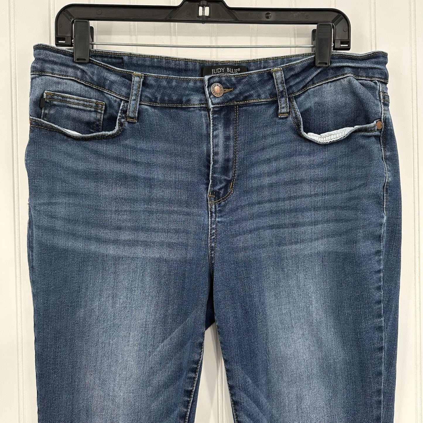 Judy Blue Jeans Womens 32 Relaxed Fit Tapered Leg Blue Stretch Denim Distressed