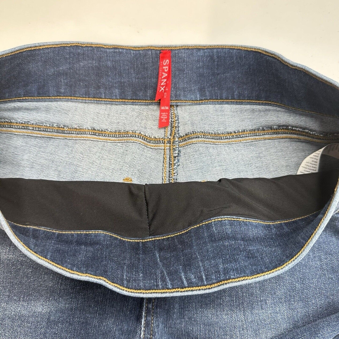 Spanx Jeans Women Medium Ankle Skinny Blue Pull On Stretch Denim Distressed Fray