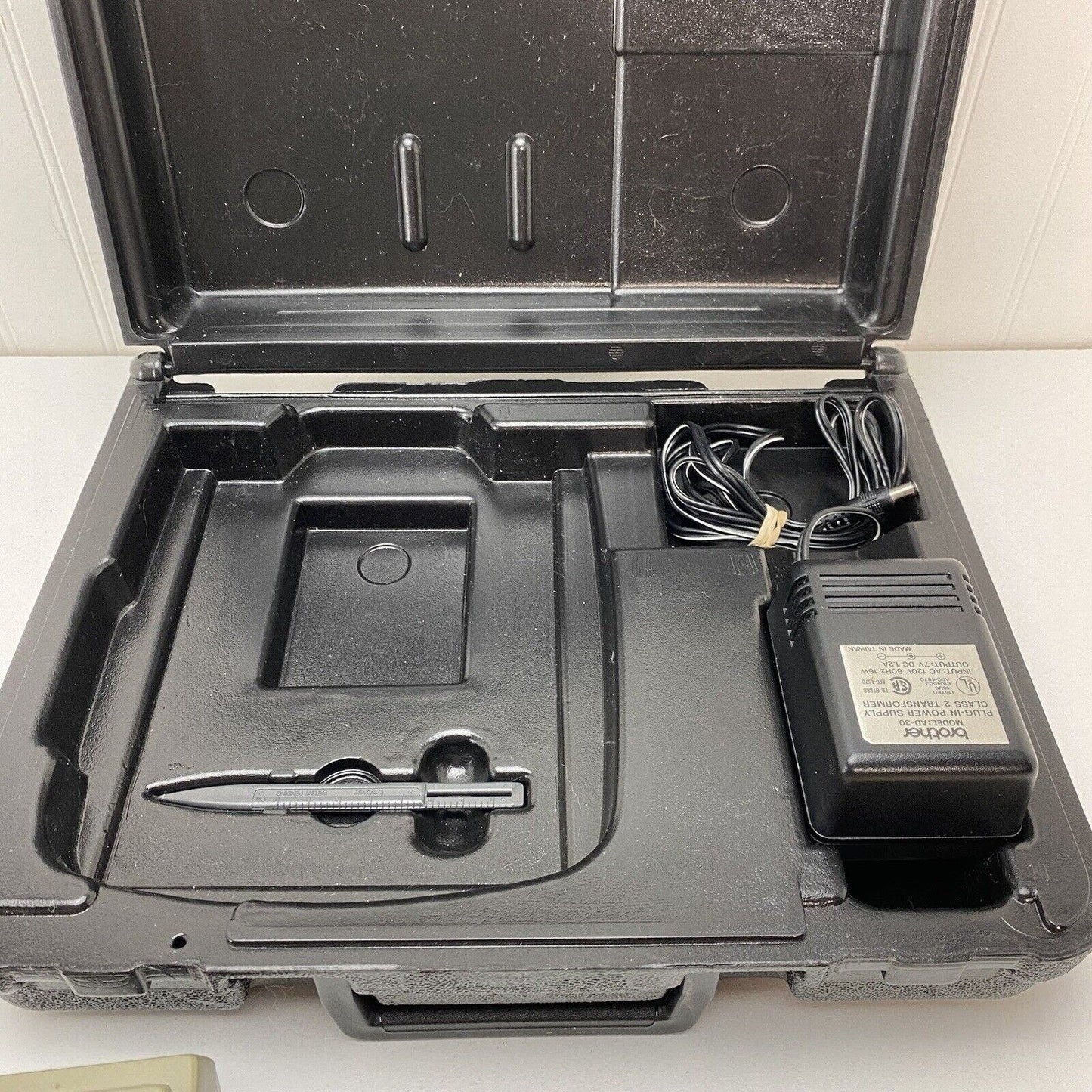 Brother P-Touch Extra PT-340 TZ Tape Electronic Label Maker with Case
