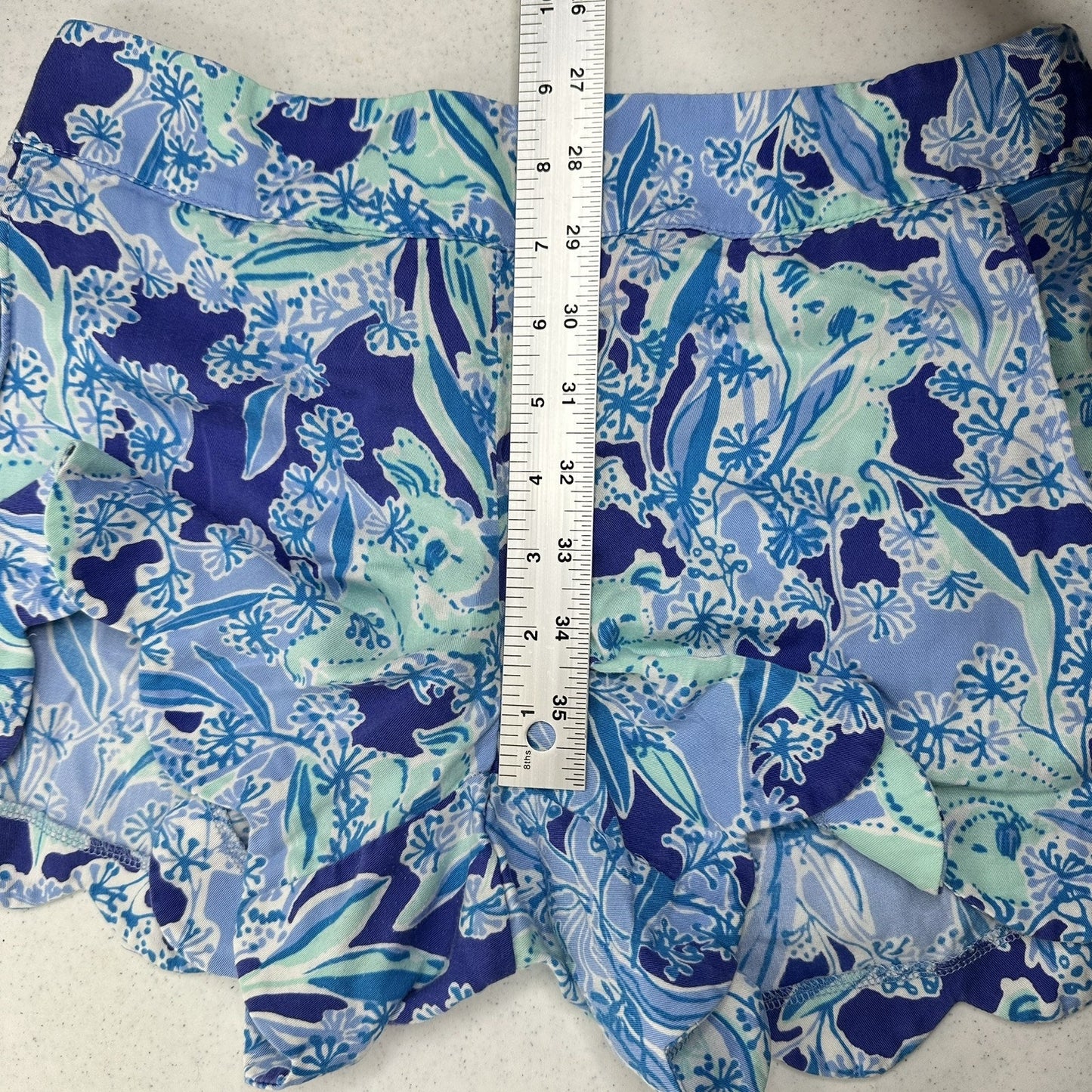 Lilly Pulitzer Shorts Womens M Dahlia Koala Scallop Hem Blue Coastal Barbie