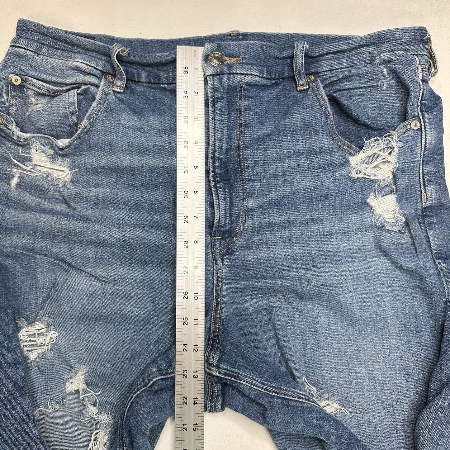 American Eagle Jeans 18 Baggy Straight Curvy Super Hi Rise Denim Distress *Flaw