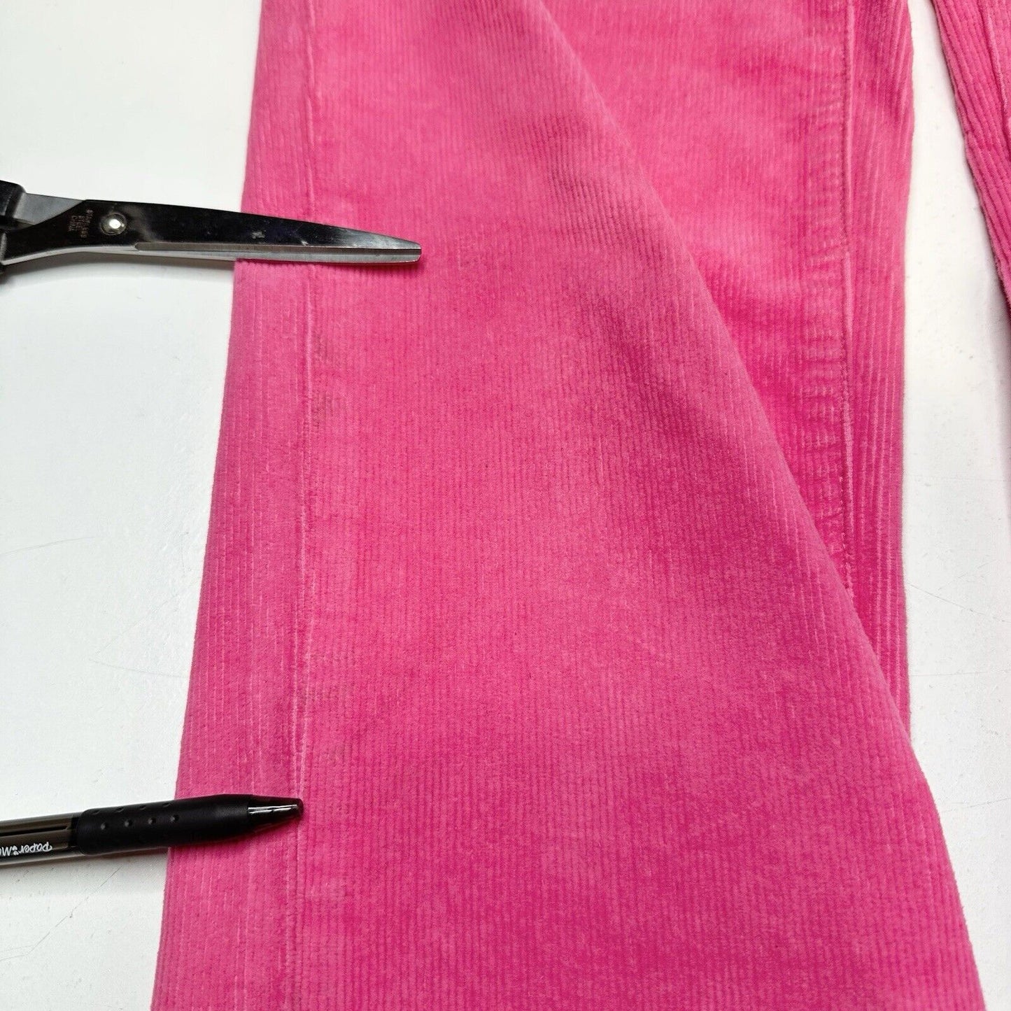 Rollas Corduroy Jeans 26 Original Straight Hot Pink Hi Rise Preppy Barbie *Flaw