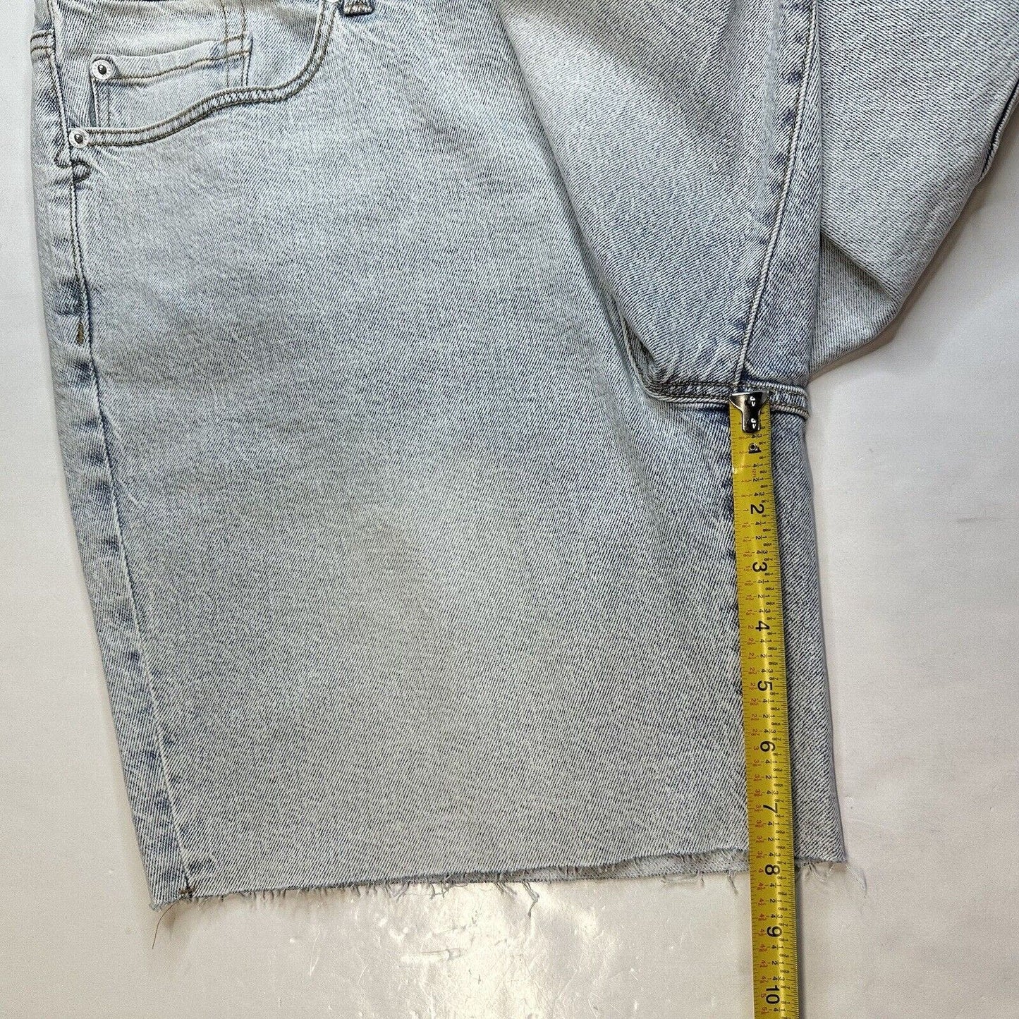 Torrid Shorts 20 Bermuda Relaxed Midrise Wild West Blue Denim Button Fly NEW