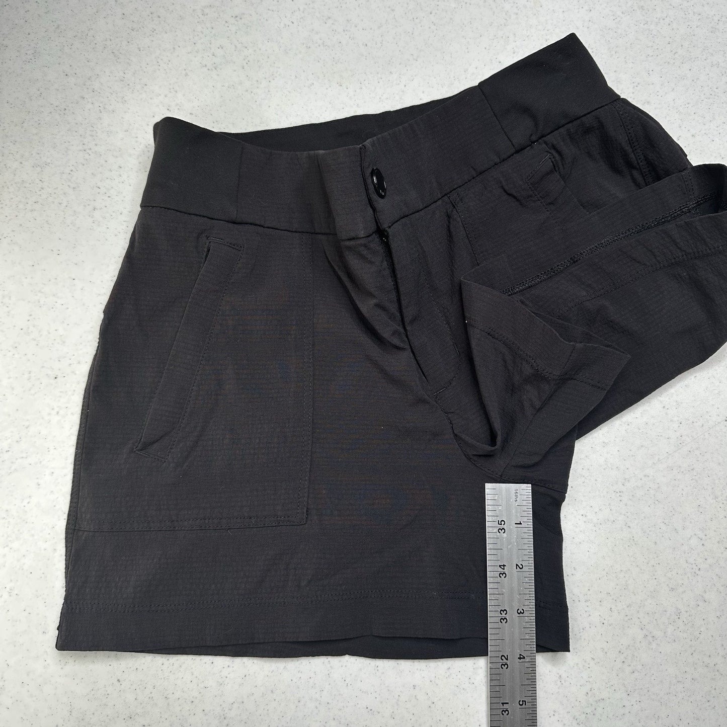 Athleta Shorts Womens 2 Trekkie Short Black Ripstop Trail Hiking Nylon Gorpcore