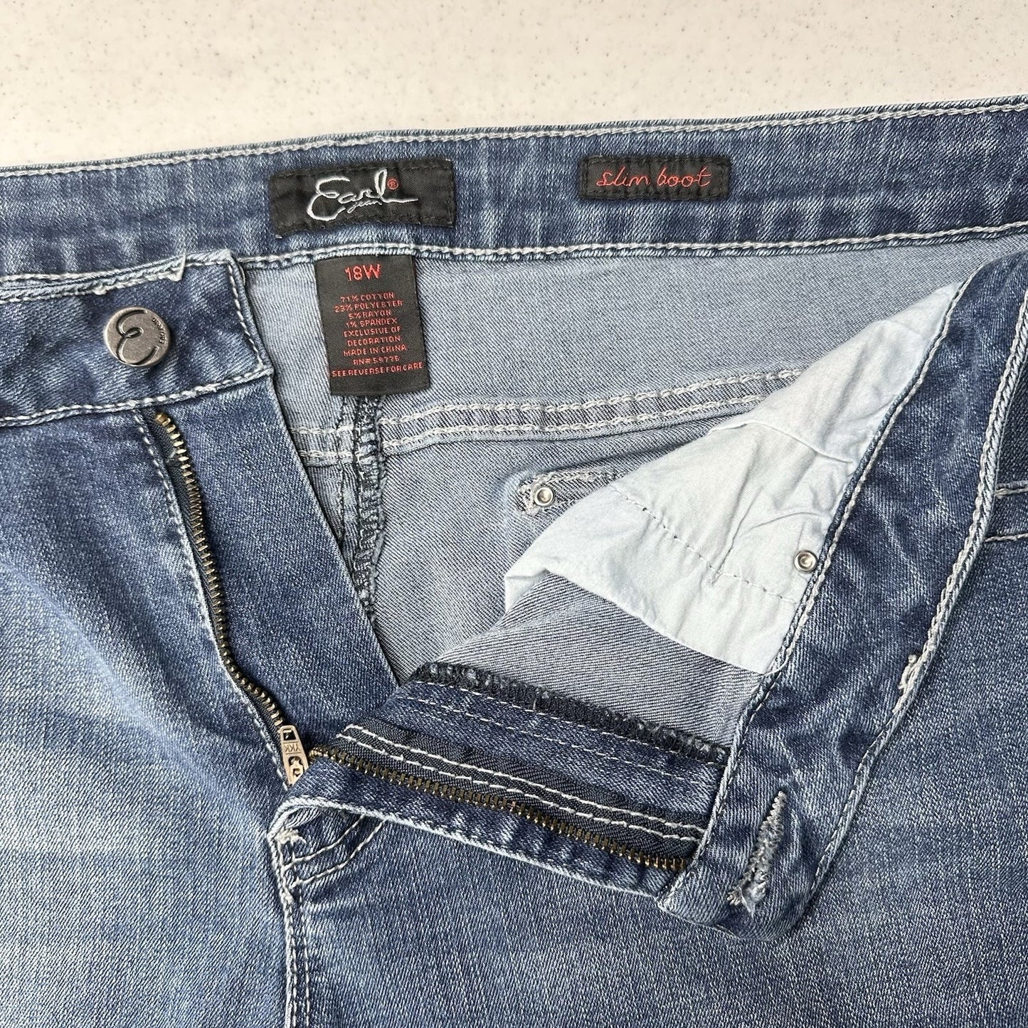 Earl Jeans Womens 18W Slim Bootcut Blue Denim Rhinestones Embroidered Western