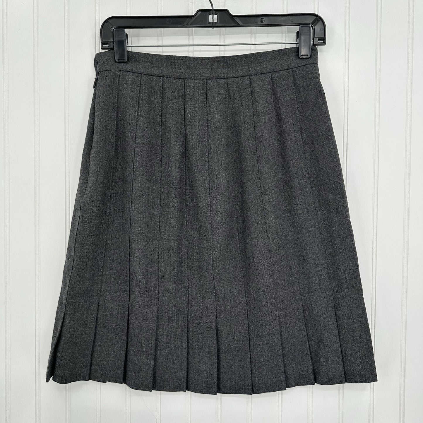J McLaughlin Skirt Womens 8 Pleated Wool Gray Zip Academia Preppy Luxury *Flaw
