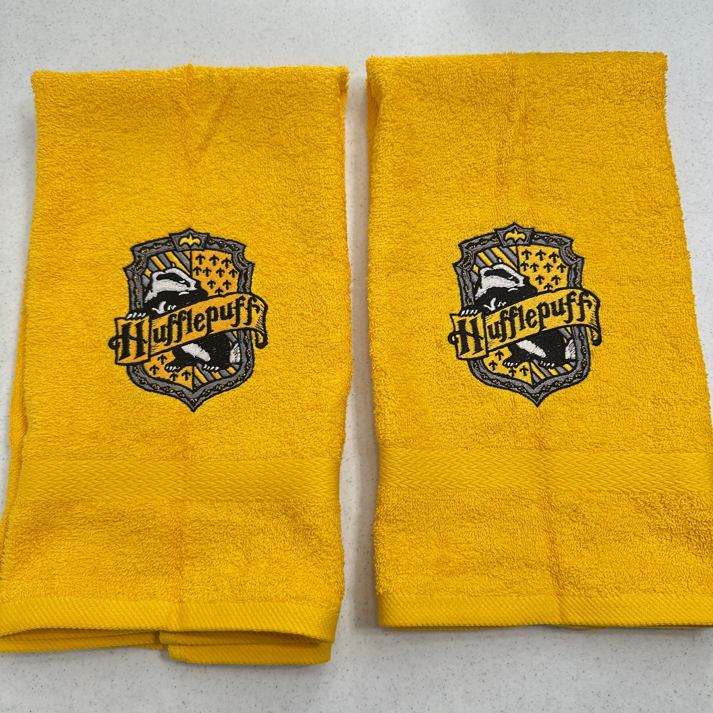Harry Potter Hand Towel Set Embroidered Gryffindor Hufflepuff Ravenclaw Slytherin Hogwarts Wizard Witch Decor