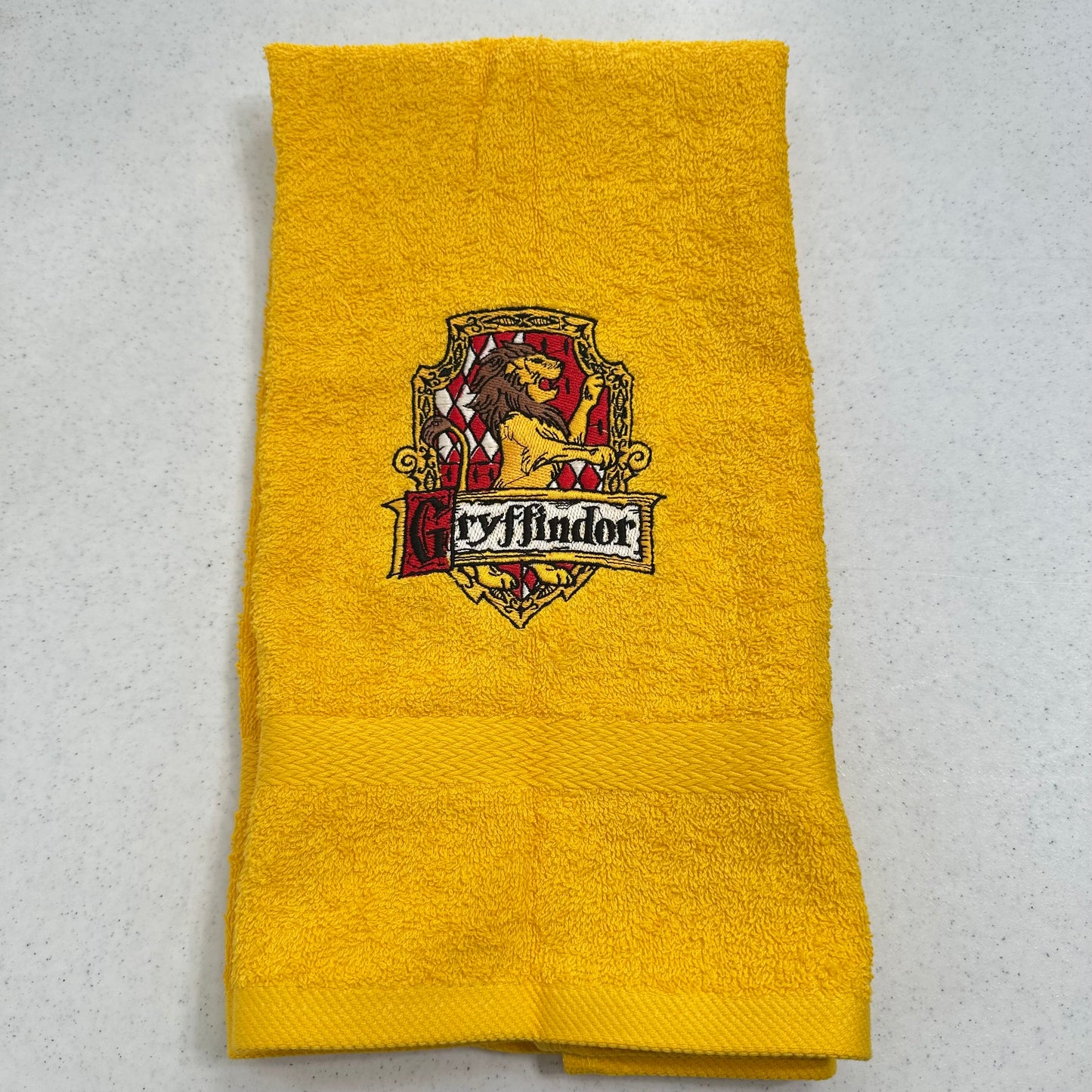 Harry Potter Hand Towel Set Embroidered Gryffindor Hufflepuff Ravenclaw Slytherin Hogwarts Wizard Witch Decor