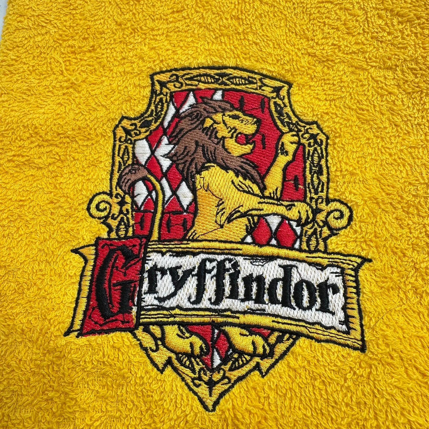 Harry Potter Hand Towel Set Embroidered Gryffindor Hufflepuff Ravenclaw Slytherin Hogwarts Wizard Witch Decor