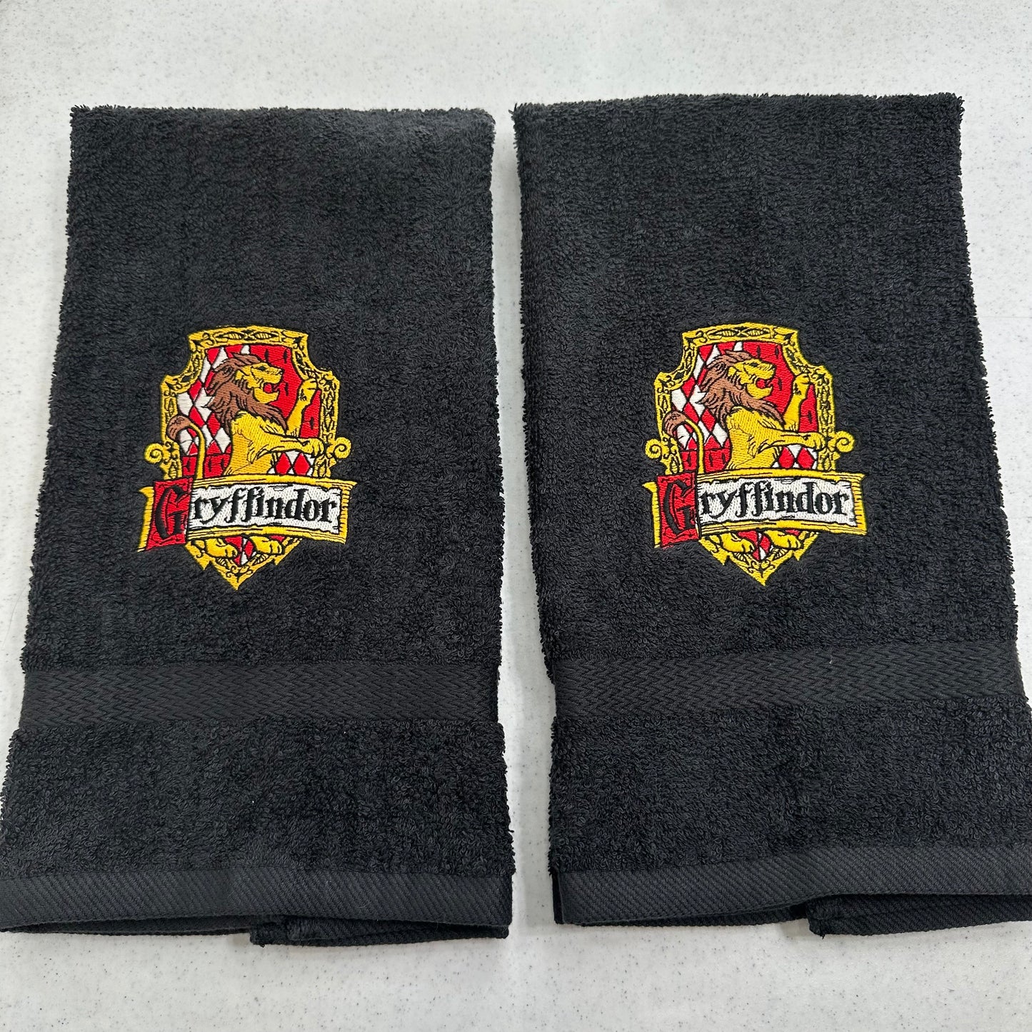Harry Potter Hand Towel Set Embroidered Gryffindor Hufflepuff Ravenclaw Slytherin Hogwarts Wizard Witch Decor