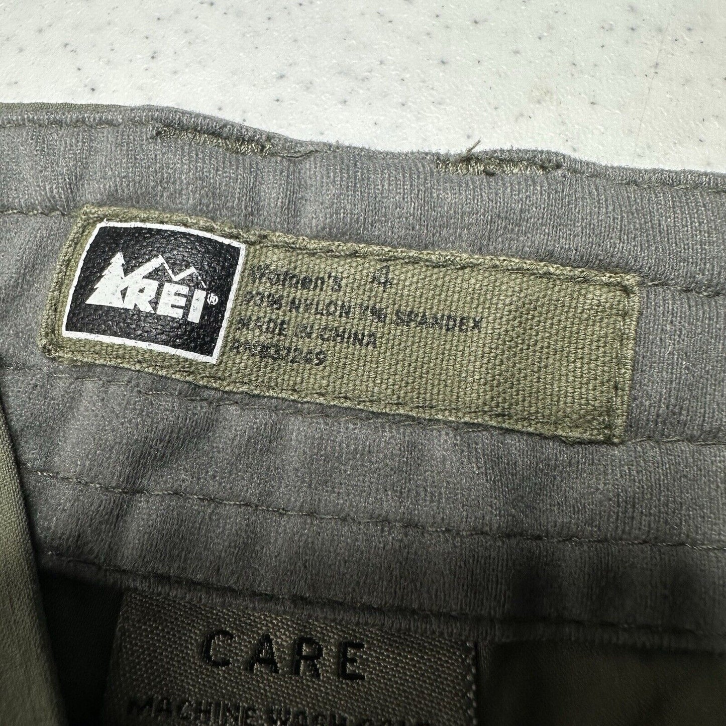 REI Pants Womens 4 Roll Up Convertible Green Hiking Gorpcore Trail Outdoor *Spot