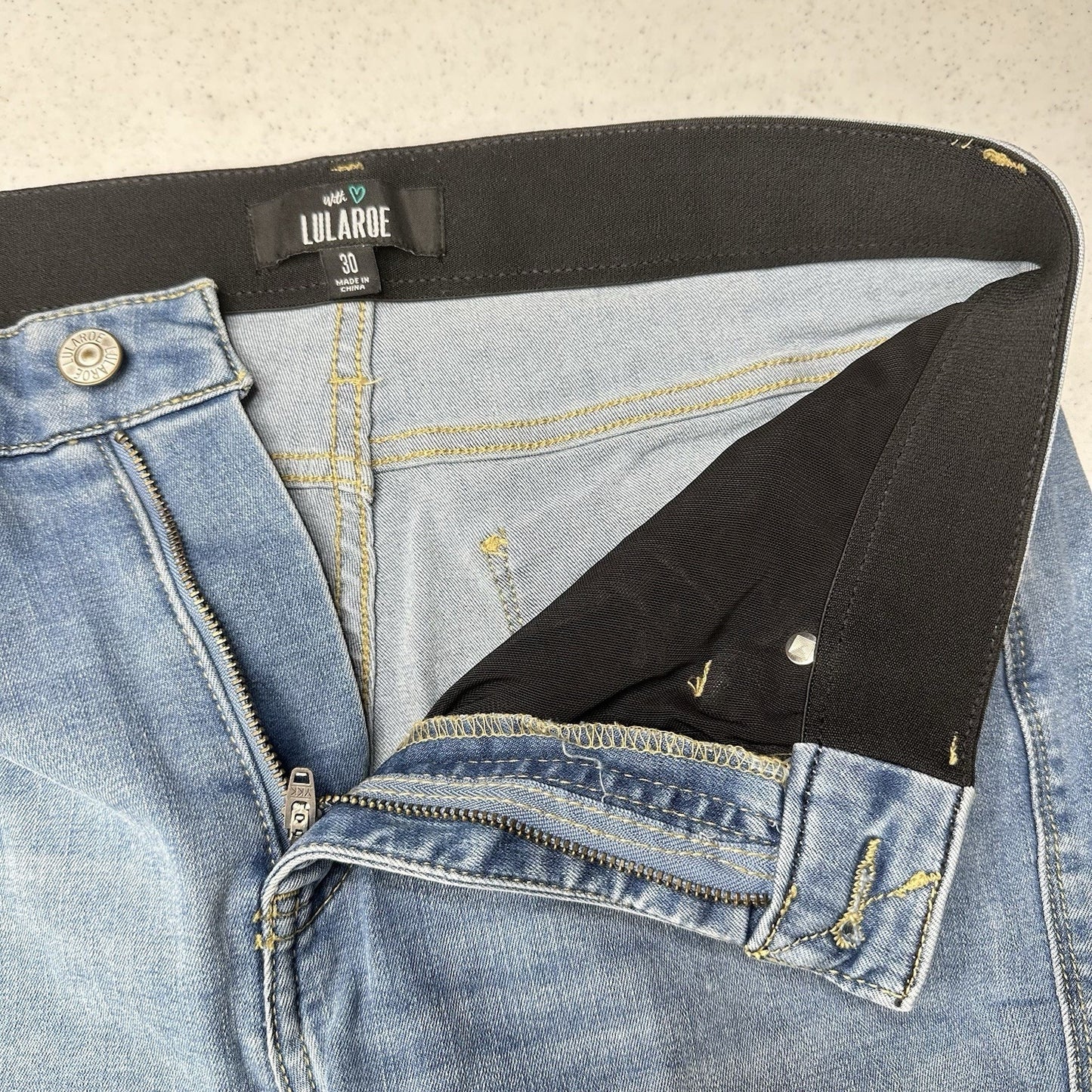 Lularoe Shorts 30 US 10 12 Skinny Bermuda Cuffed Blue Denim Tummy Panel EUC