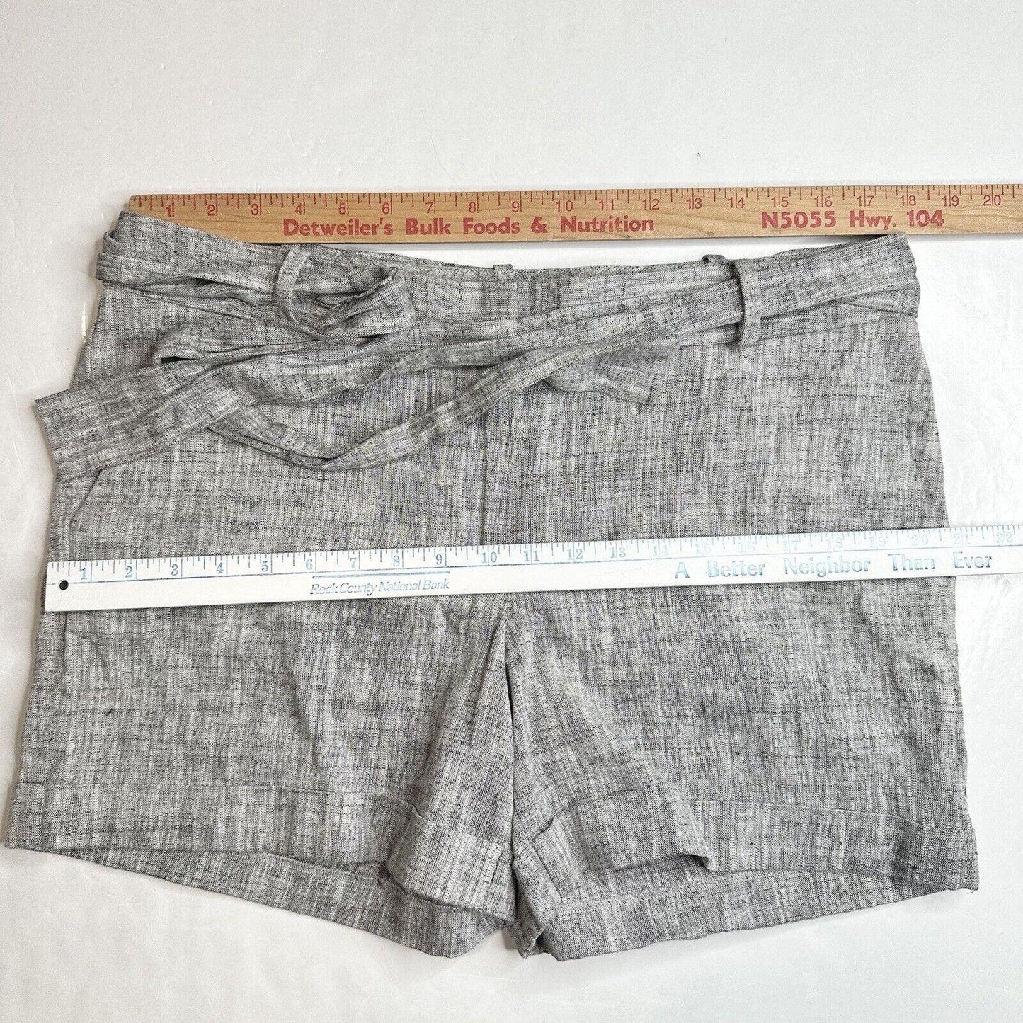 Talbots Shorts Womens 14 Petite Gray Linen/Cotton Cuffed Neutral W/Belt NEW