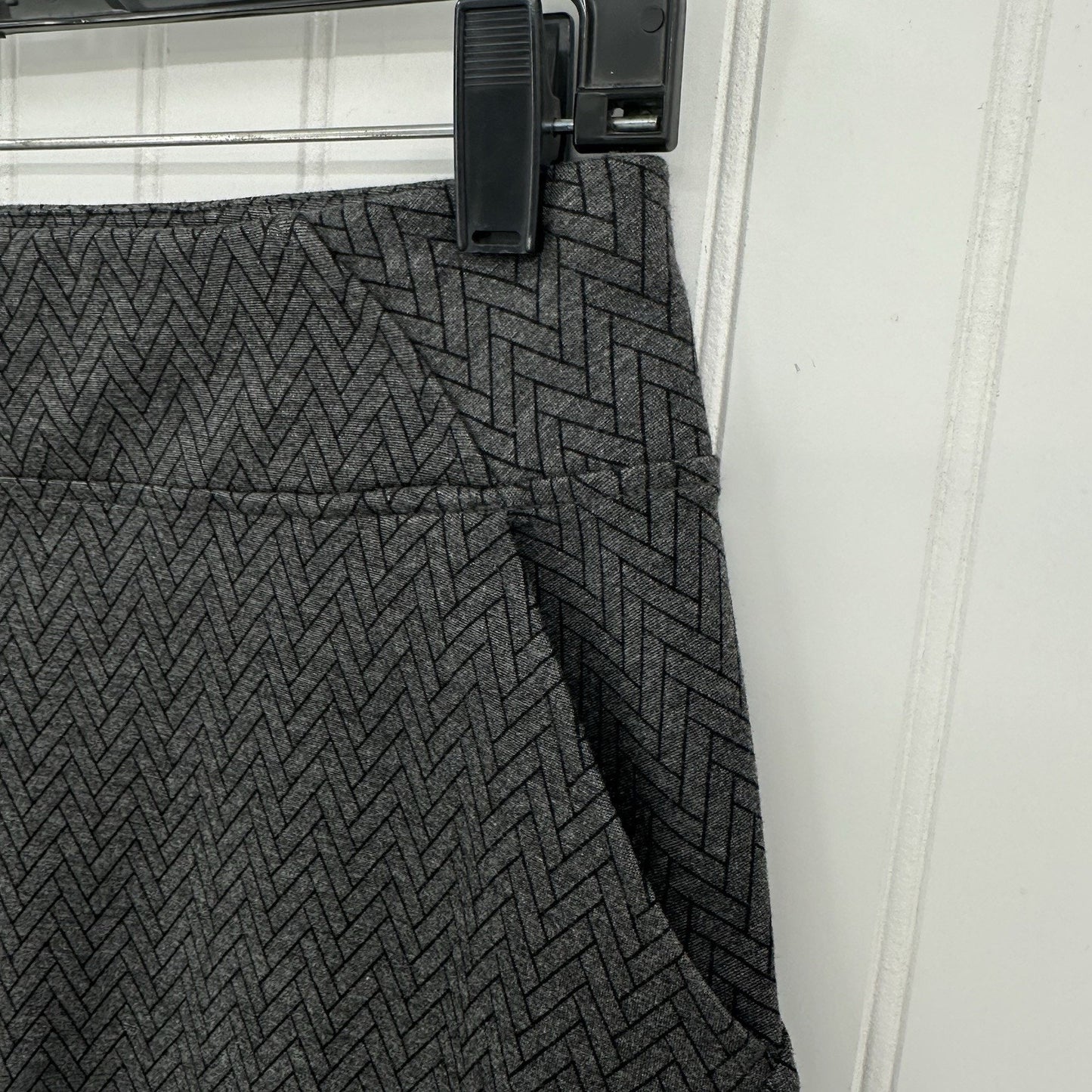 Title Nine Skirt Womens Small Passport Ponte Gray Herringbone Pockets Golf EUC