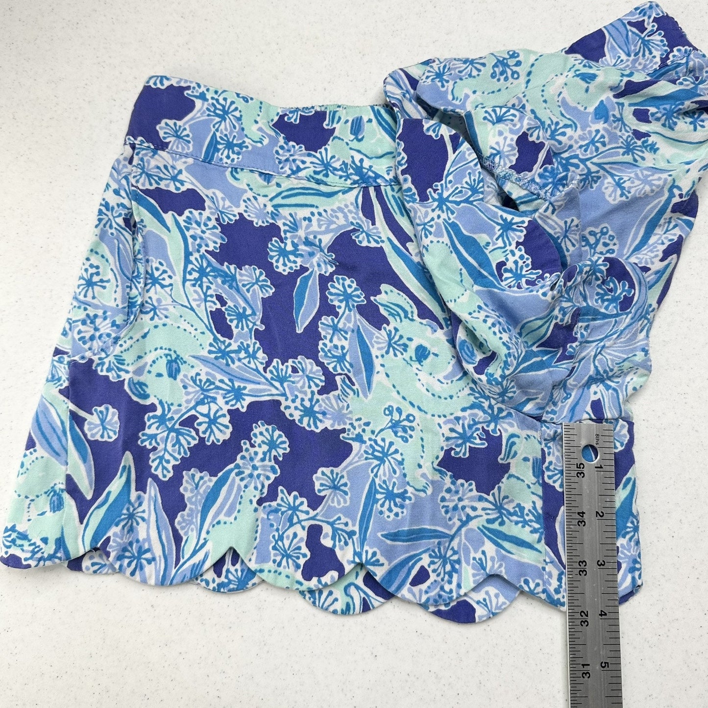 Lilly Pulitzer Shorts Womens M Dahlia Koala Scallop Hem Blue Coastal Barbie