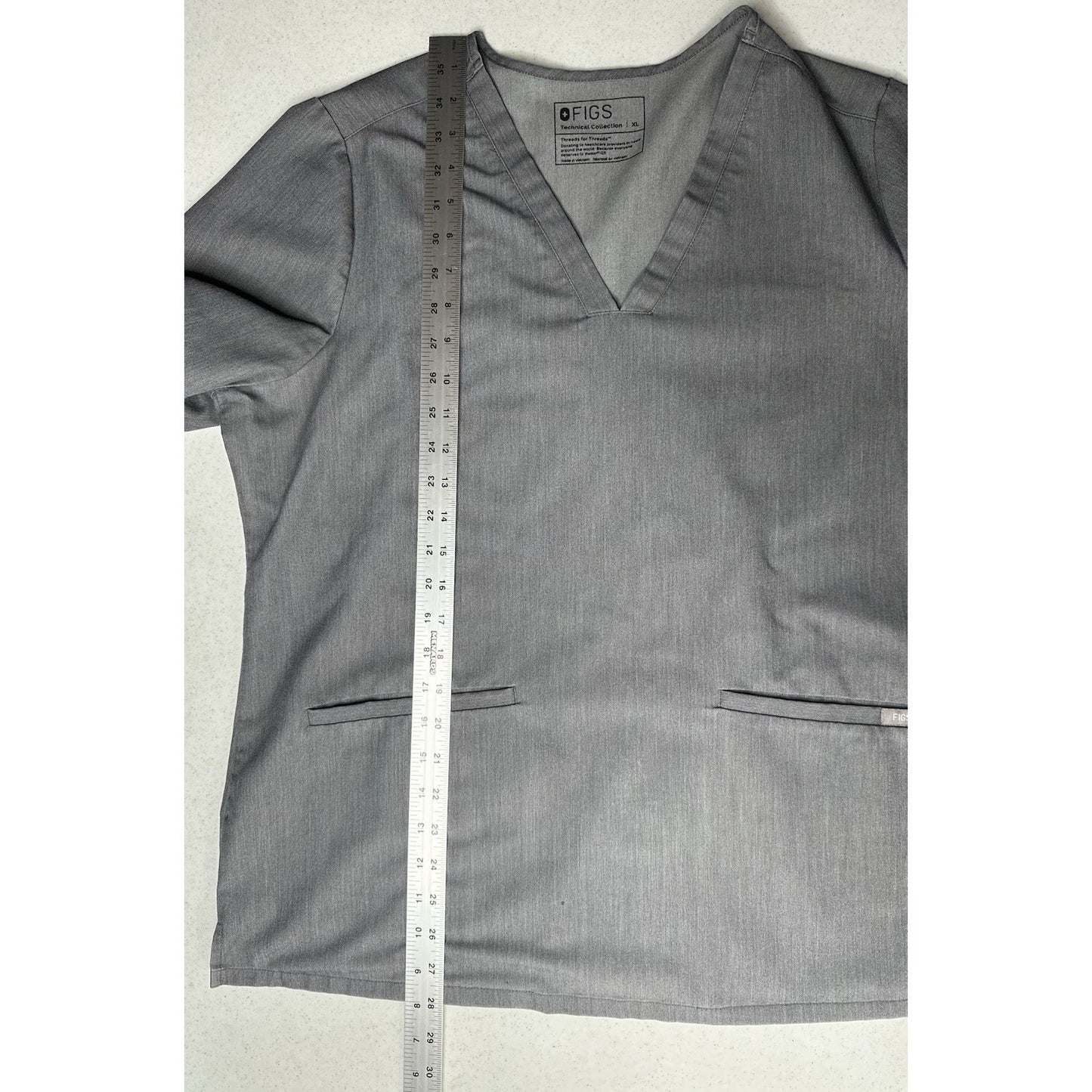 FIGS Scrub Top Womens XL Casma Technical Collection Graphite Gray Uniform Work