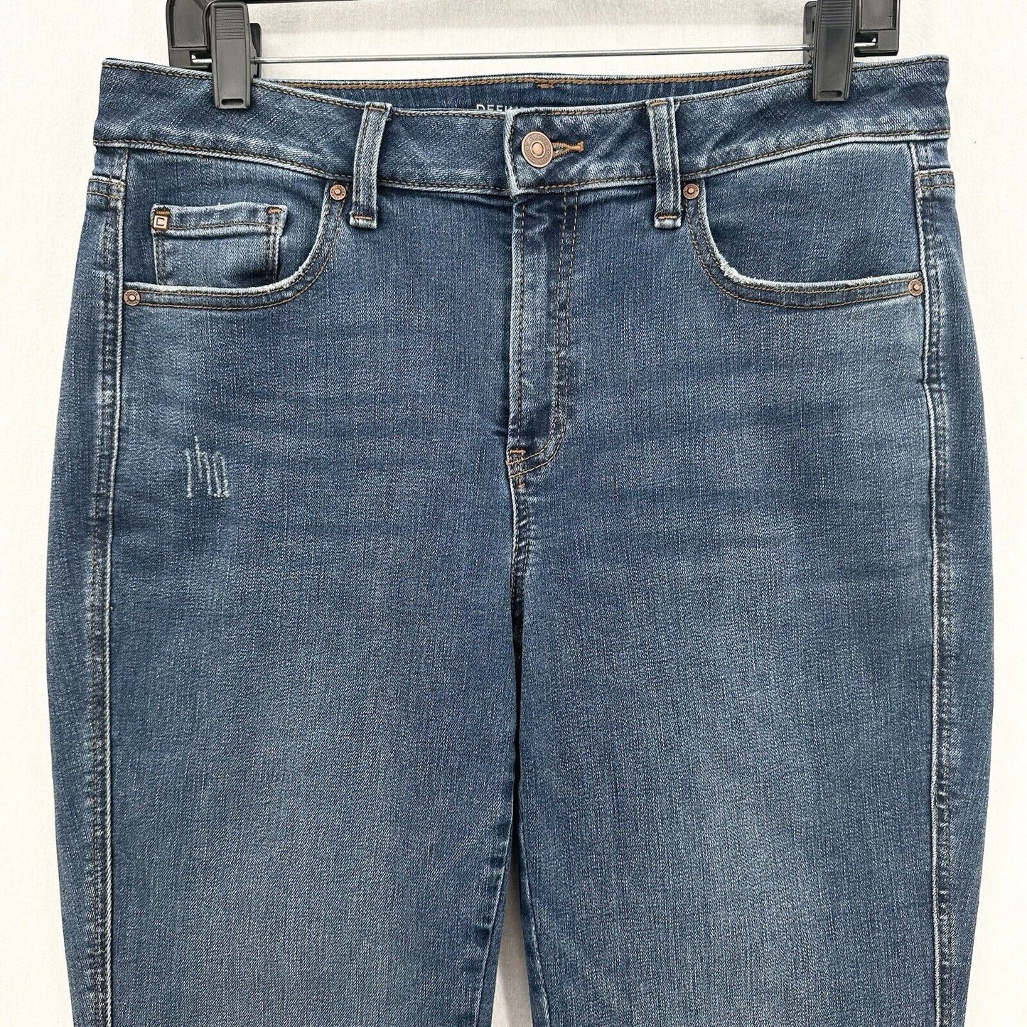 Chicos Jeans 1.5 Petite US 10 Define Me Flare Blue Denim Distress Western Cowboy