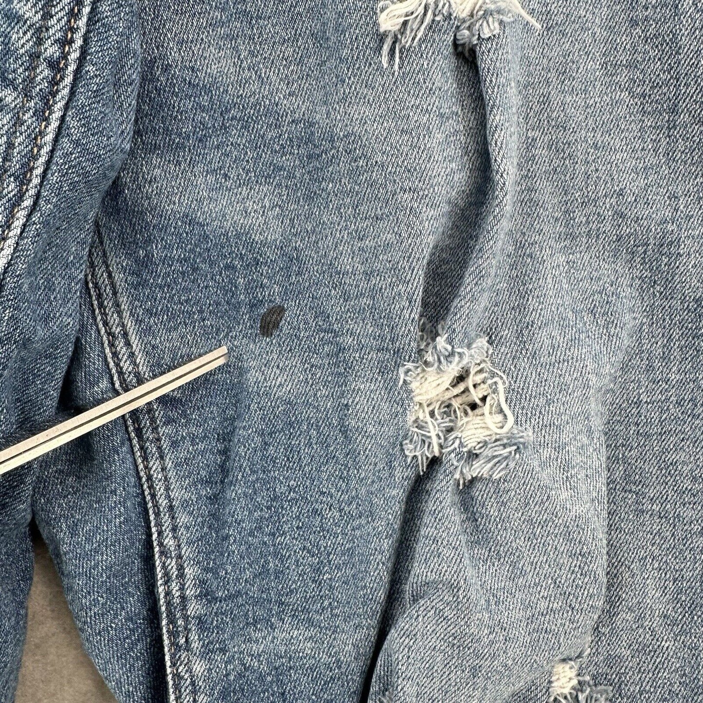 American Eagle Jeans 18 Baggy Straight Curvy Super Hi Rise Denim Distress *Flaw