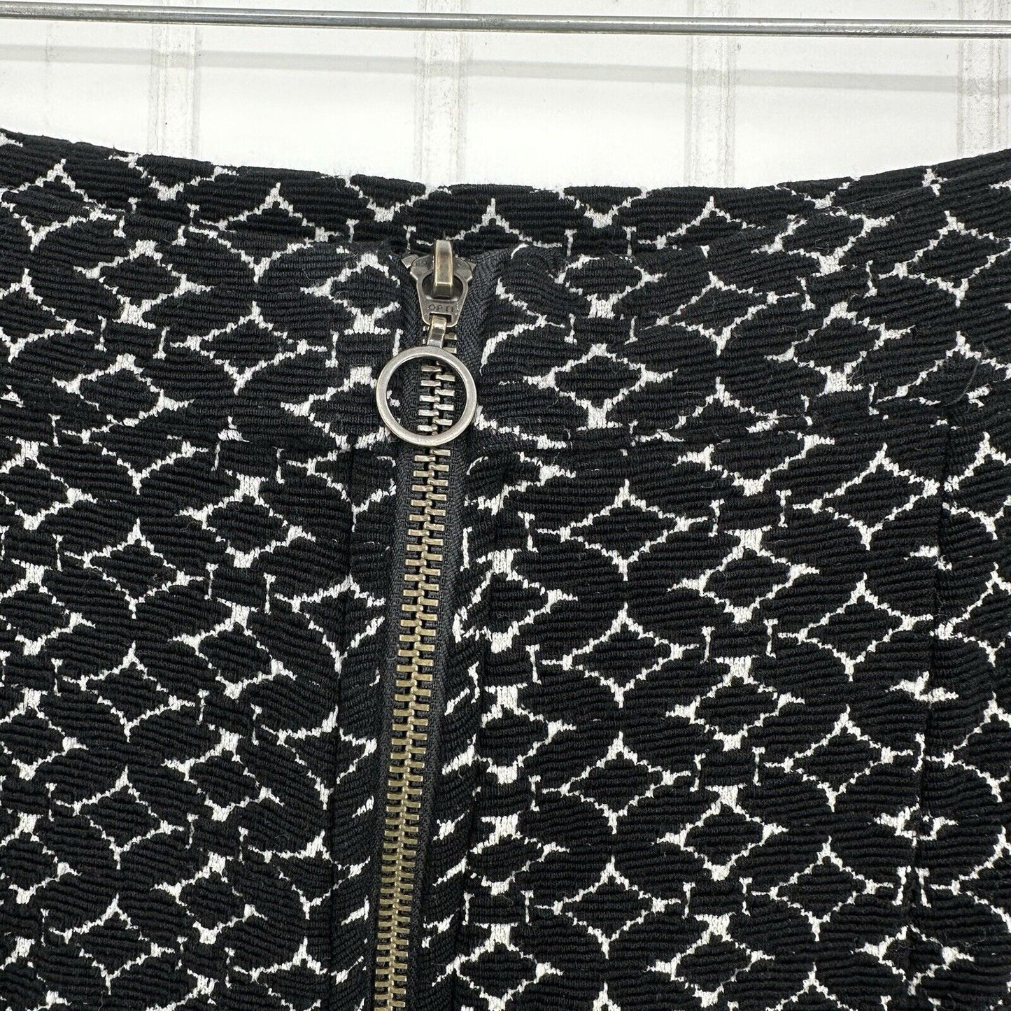 Anthropologie Maeve Skirt Womens Small Black Pencil Slit Tencel Diamond Academia