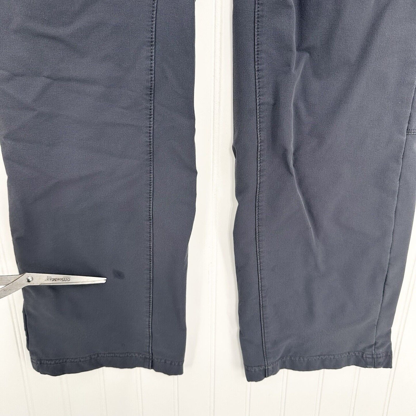 Duluth Trading Pants Womens 8 Flexpedition Bootcut Gray Hiking Gorpcore *Flaws