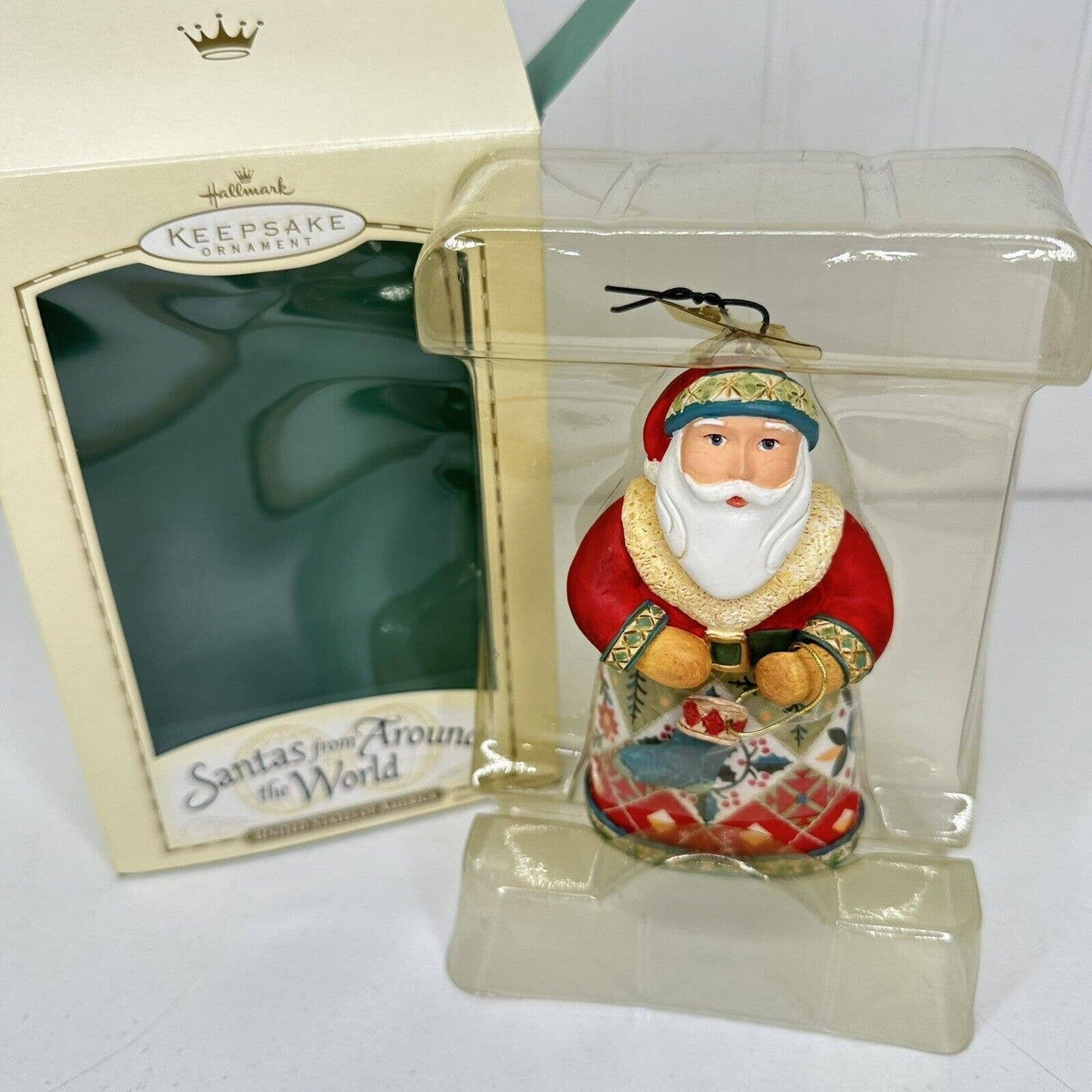 Hallmark Keepsake Christmas Santas from Around the World USA Hanging Ornament