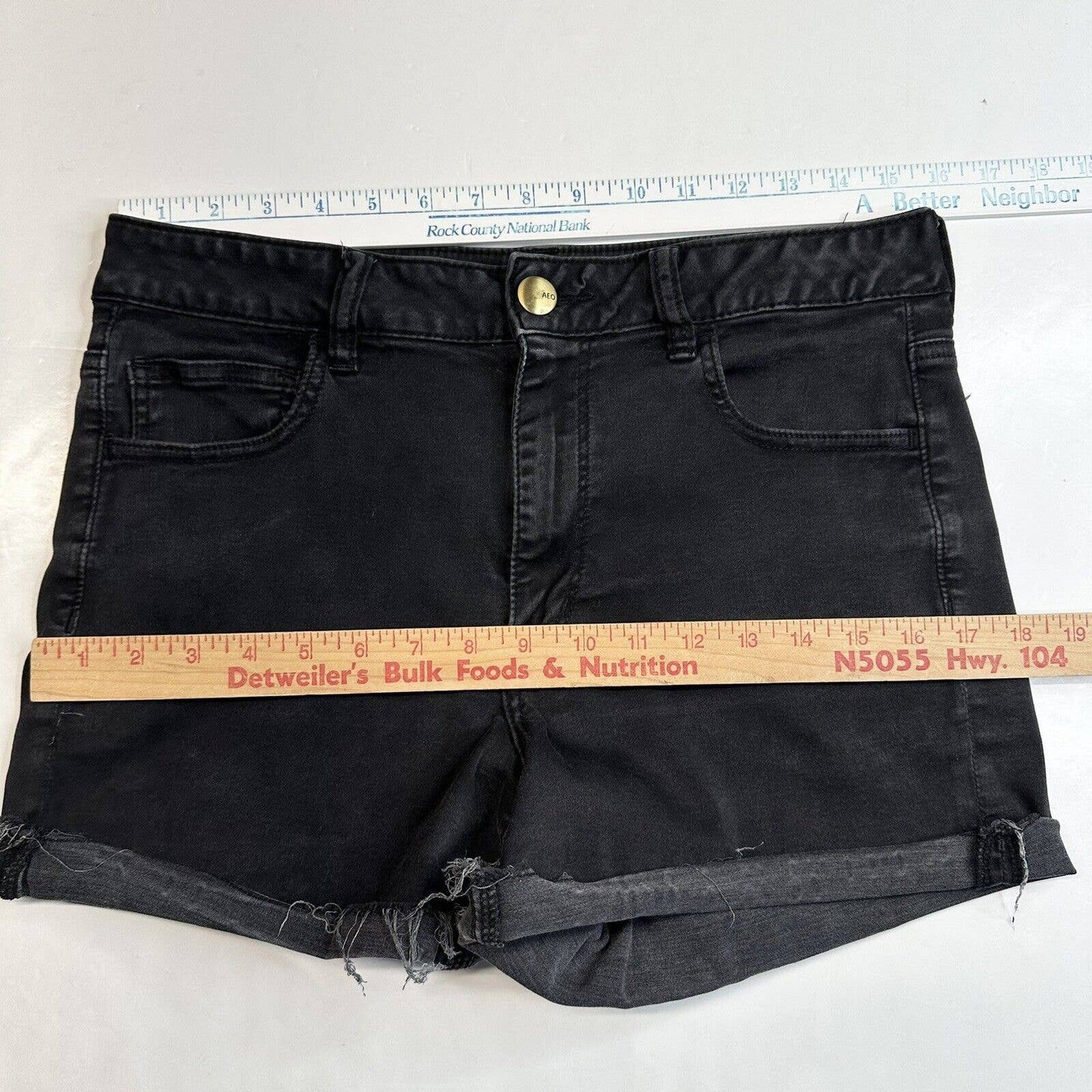 American Eagle Hi-Rise Shortie 14 Super Super Stretch Black Denim Short Fray