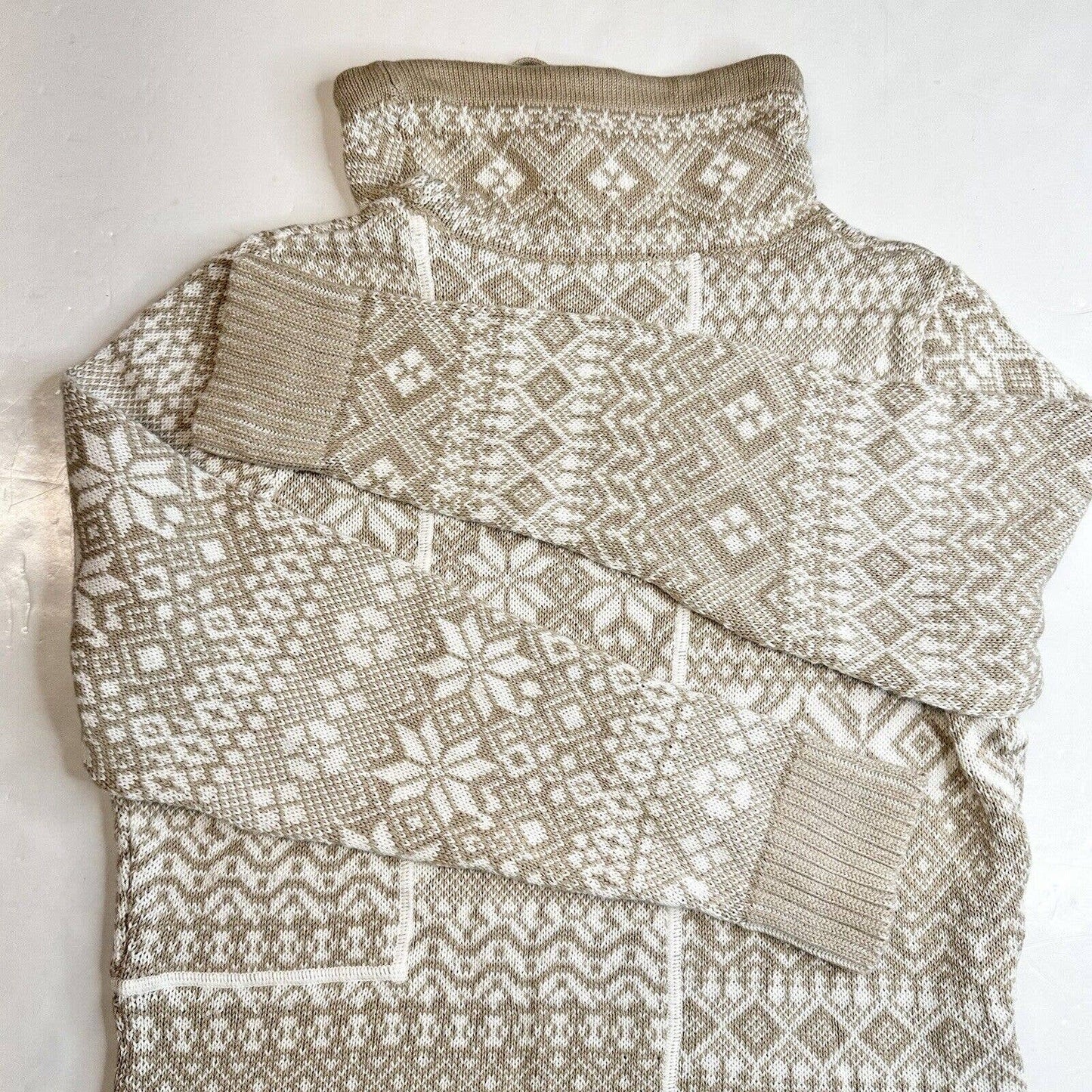 Woolrich Nordic Fair Isle Sweater Sz Medium Beige/White Cowl Cinch Neck Top EUC