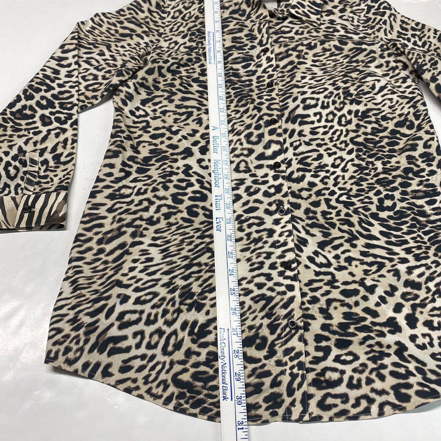 Chicos Button Up Tunic Shirt Sz 1 (US Medium) Leopard/Zebra Animal Print EUC