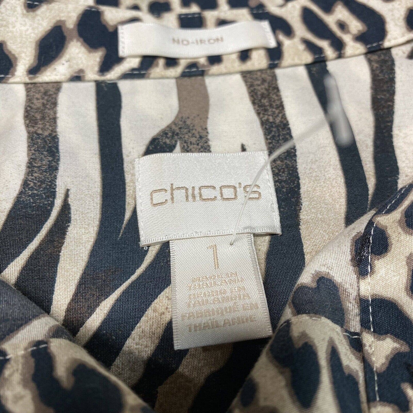 Chicos Button Up Tunic Shirt Sz 1 (US Medium) Leopard/Zebra Animal Print EUC