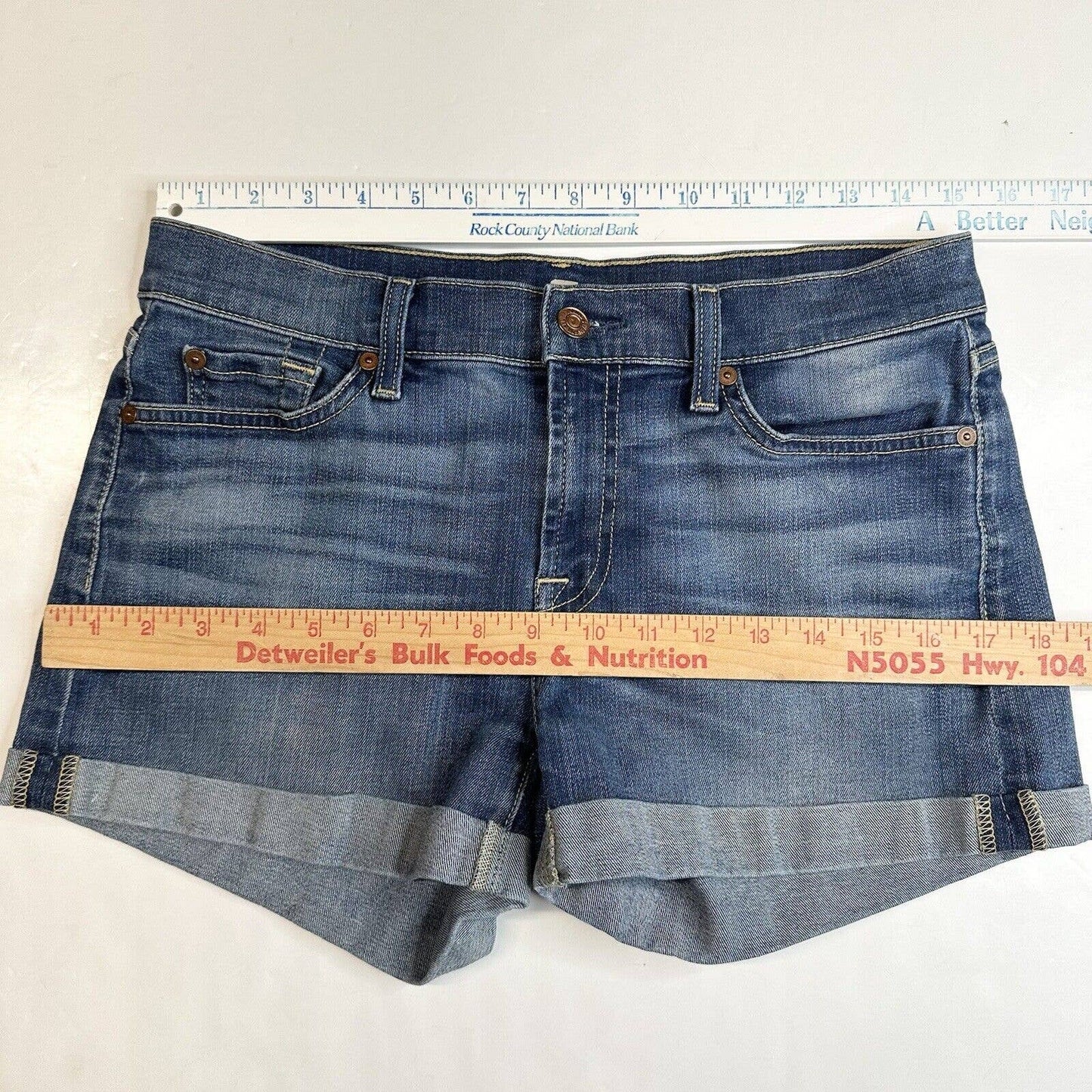 7 For All Mankind Cuffed Jean Shorts Sz 27 Blue Stretch Denim 3" Inseam 7FAM