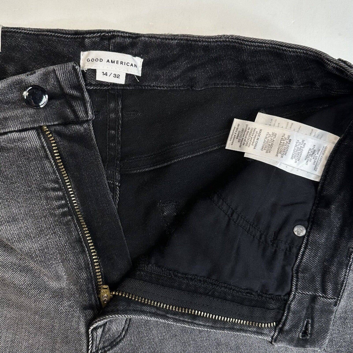 Good American Good Legs Stove Pipe Jeans 14/32 High Rise Gray Black Denim NEW