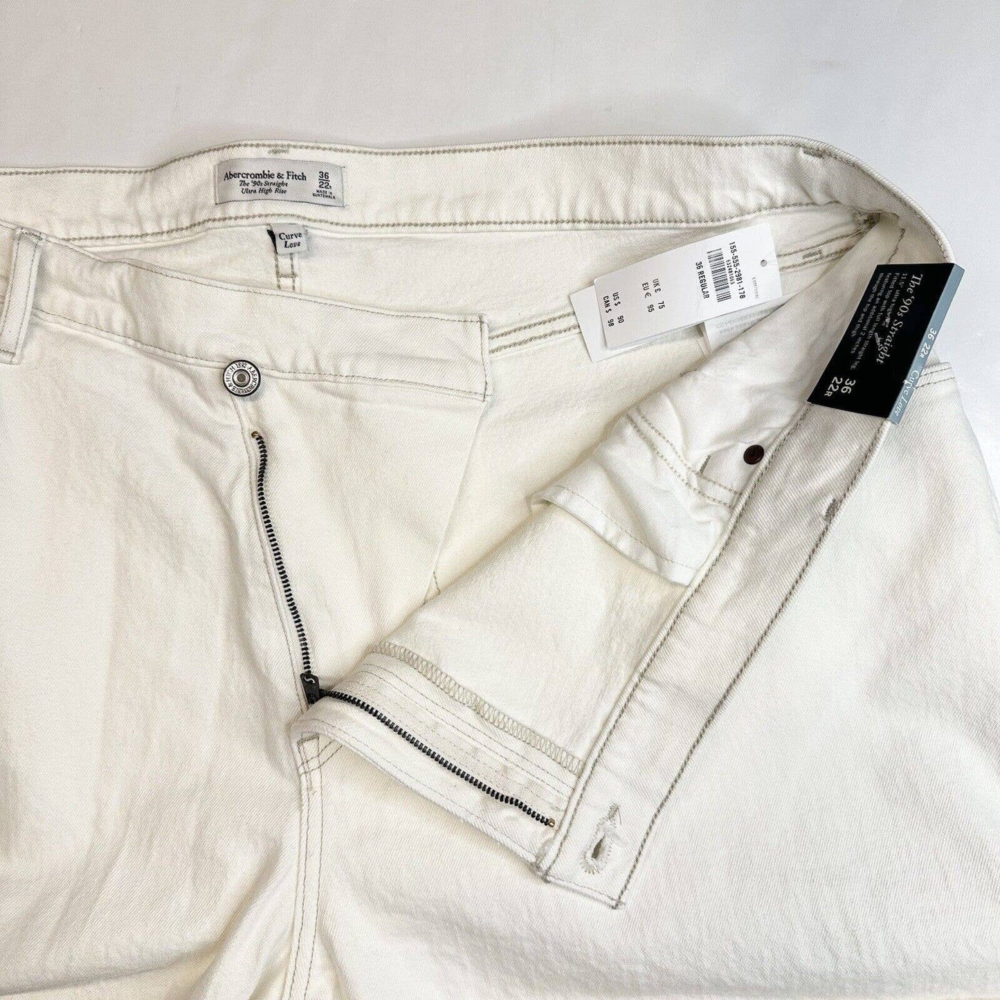 Abercrombie Fitch 90s Straight Ultra High Rise Curve Love Jeans 36/22 Cream NEW
