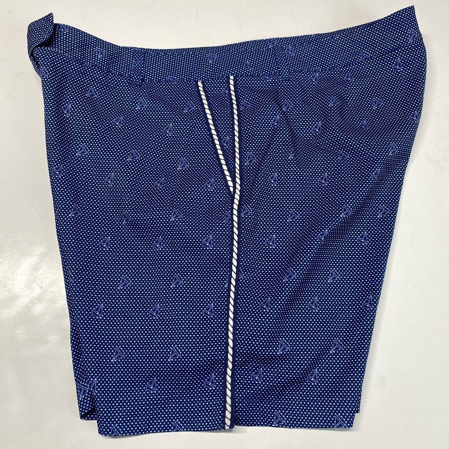 Lady Hagen Sailboat Golf Shorts Sz 16 Womens Novelty Print Blue White Casual EUC