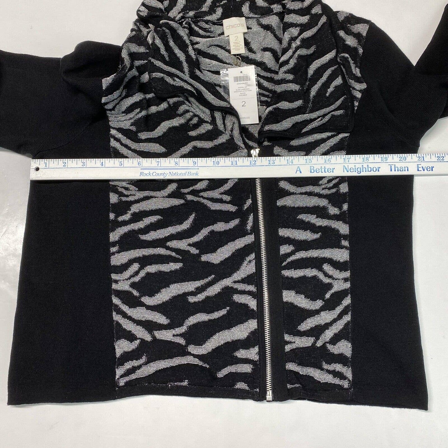 Chicos Eliza Zip Up Knit Cardigan Sz 2 (Large) Zebra Black/Silver Sweater NEW