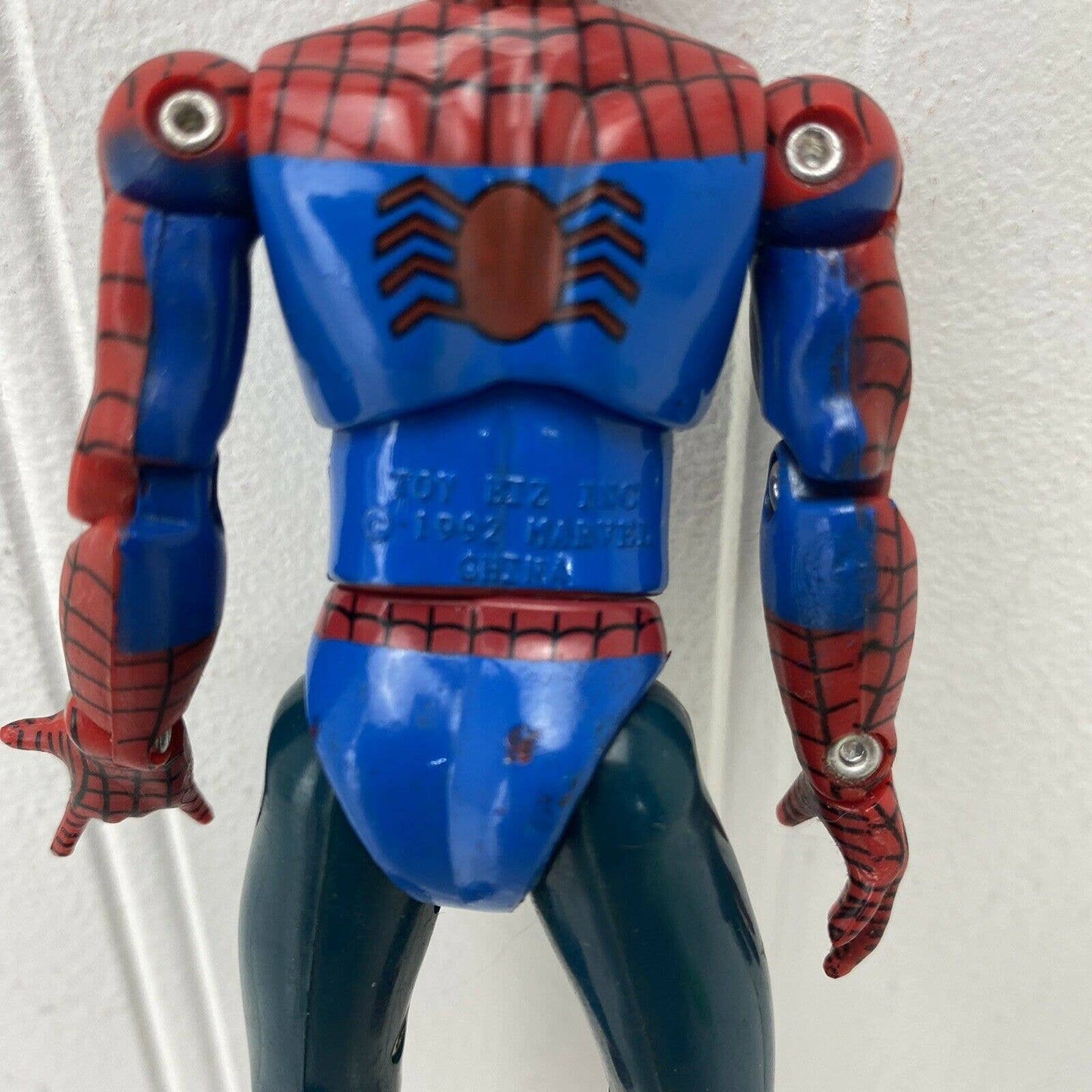 Vintage 1992 Toybiz Marvel Superheroes ~ Amazing Spiderman 5" Action Figure